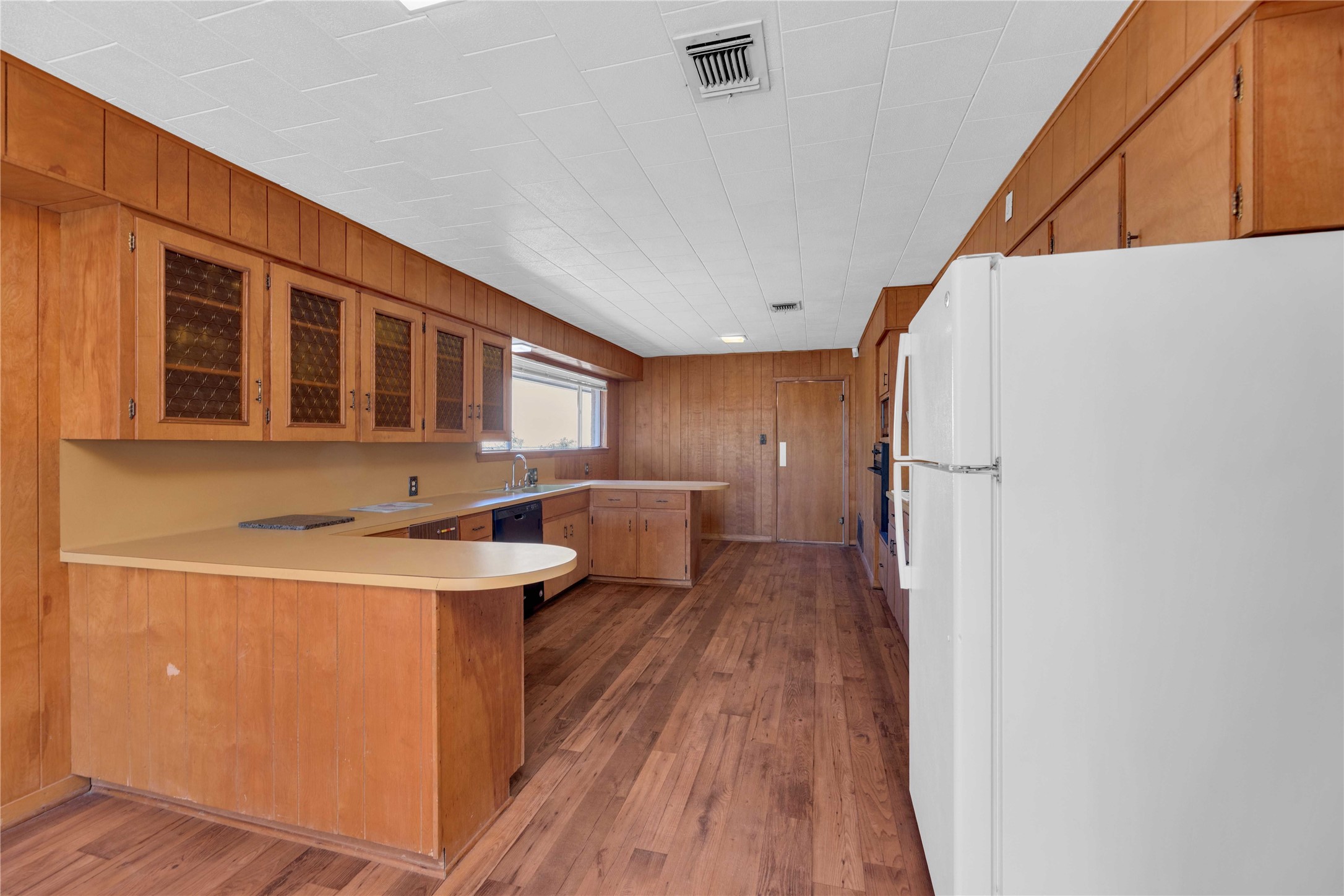 1243 North Jefferson Property Photo 12