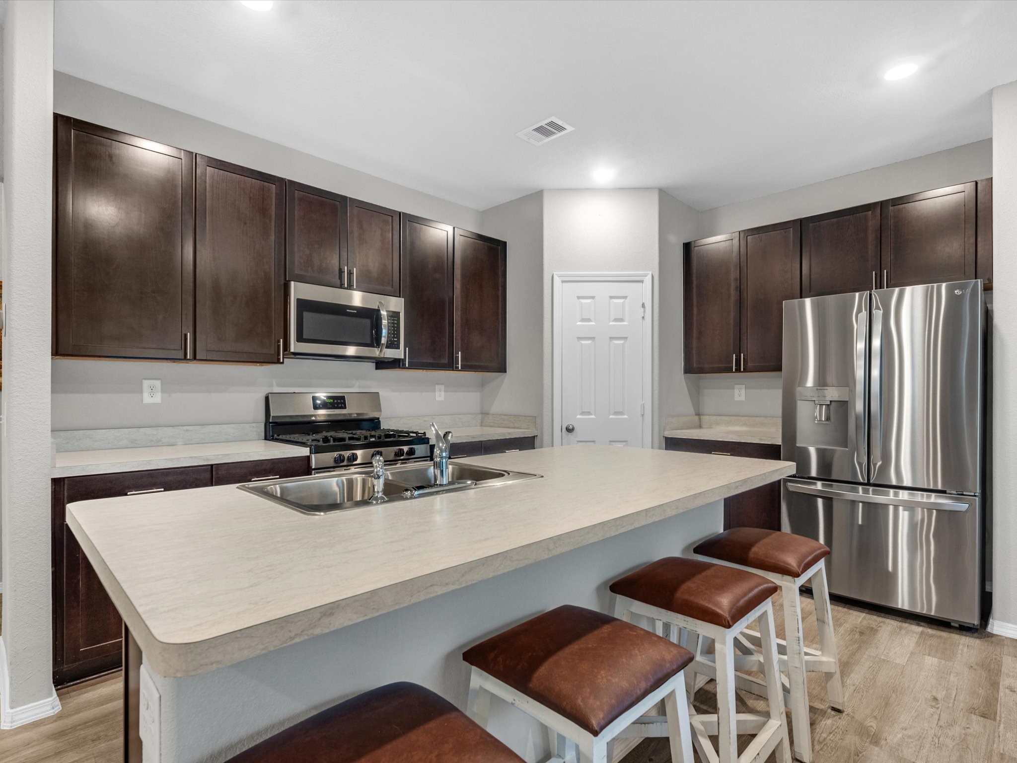 1806 Brushy Cedar Drive Property Photo 7
