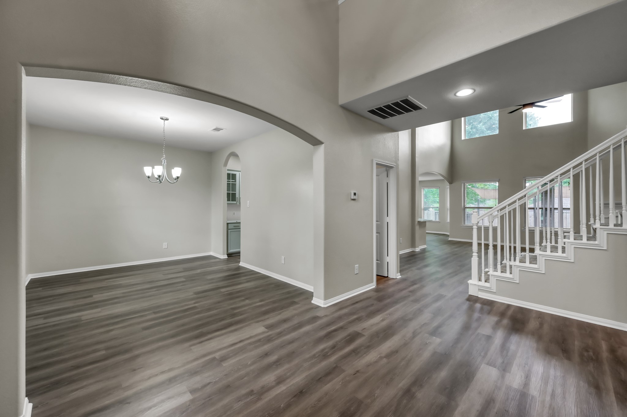 4 Logan Creek Lane Property Photo 6
