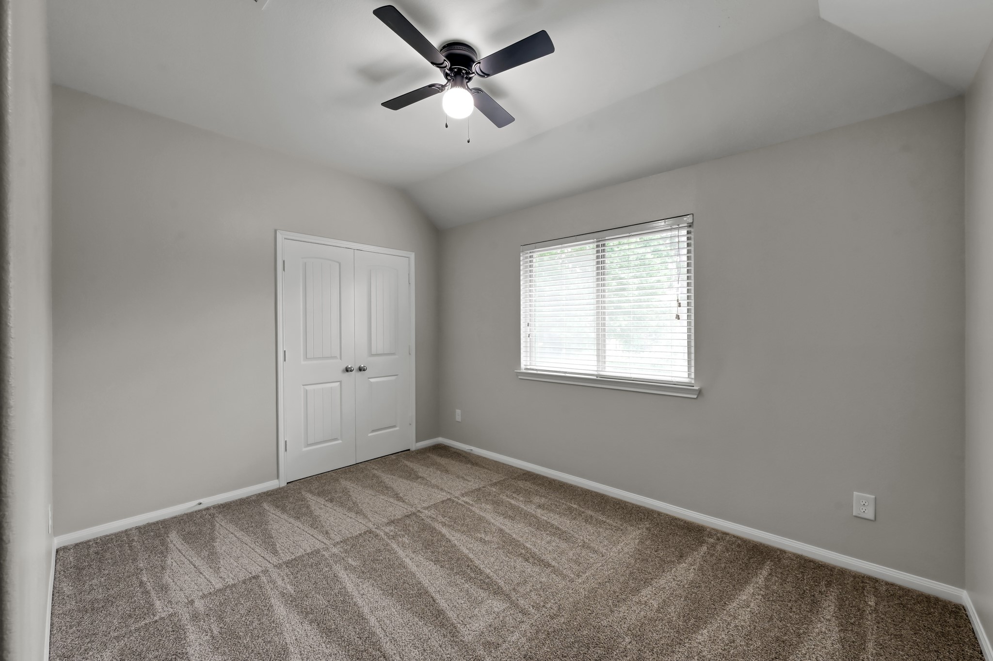 4 Logan Creek Lane Property Photo 32