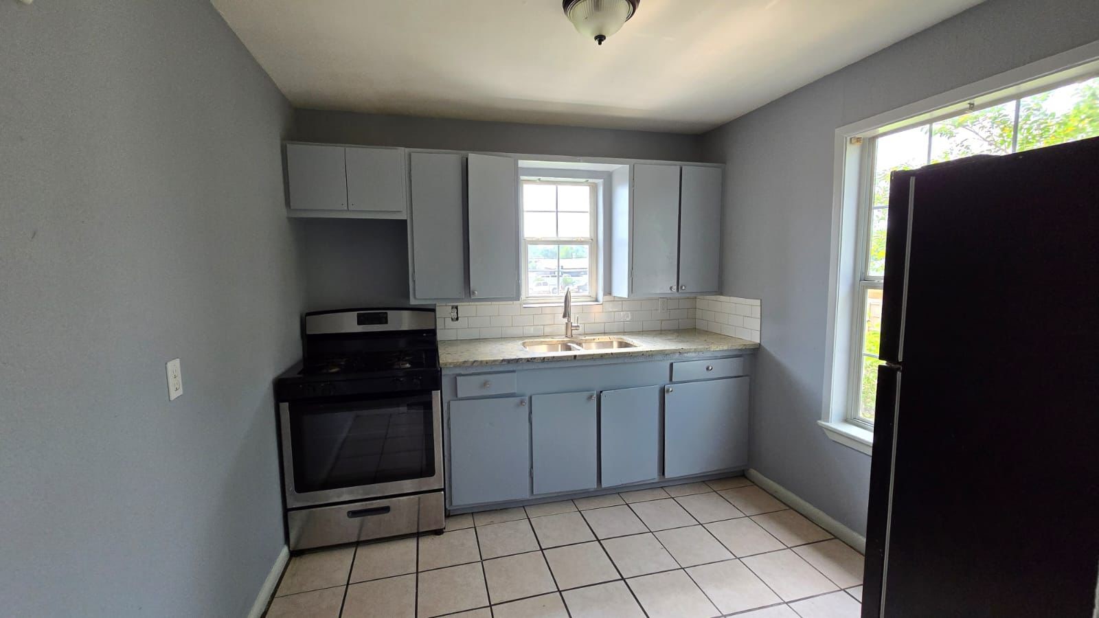 1012 Ann Street E Property Photo 2