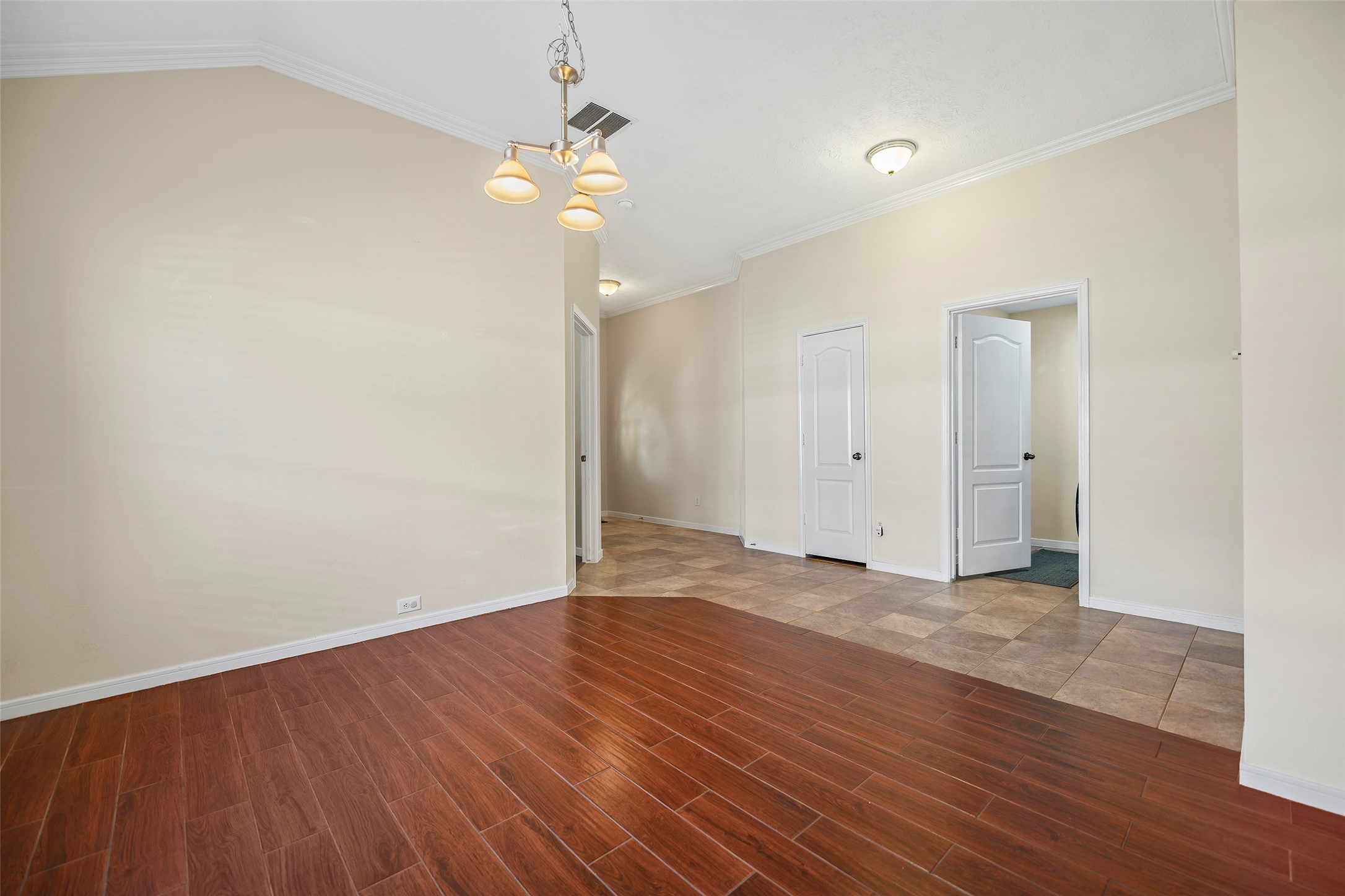 21711 Winsome Rose Court Property Photo 10