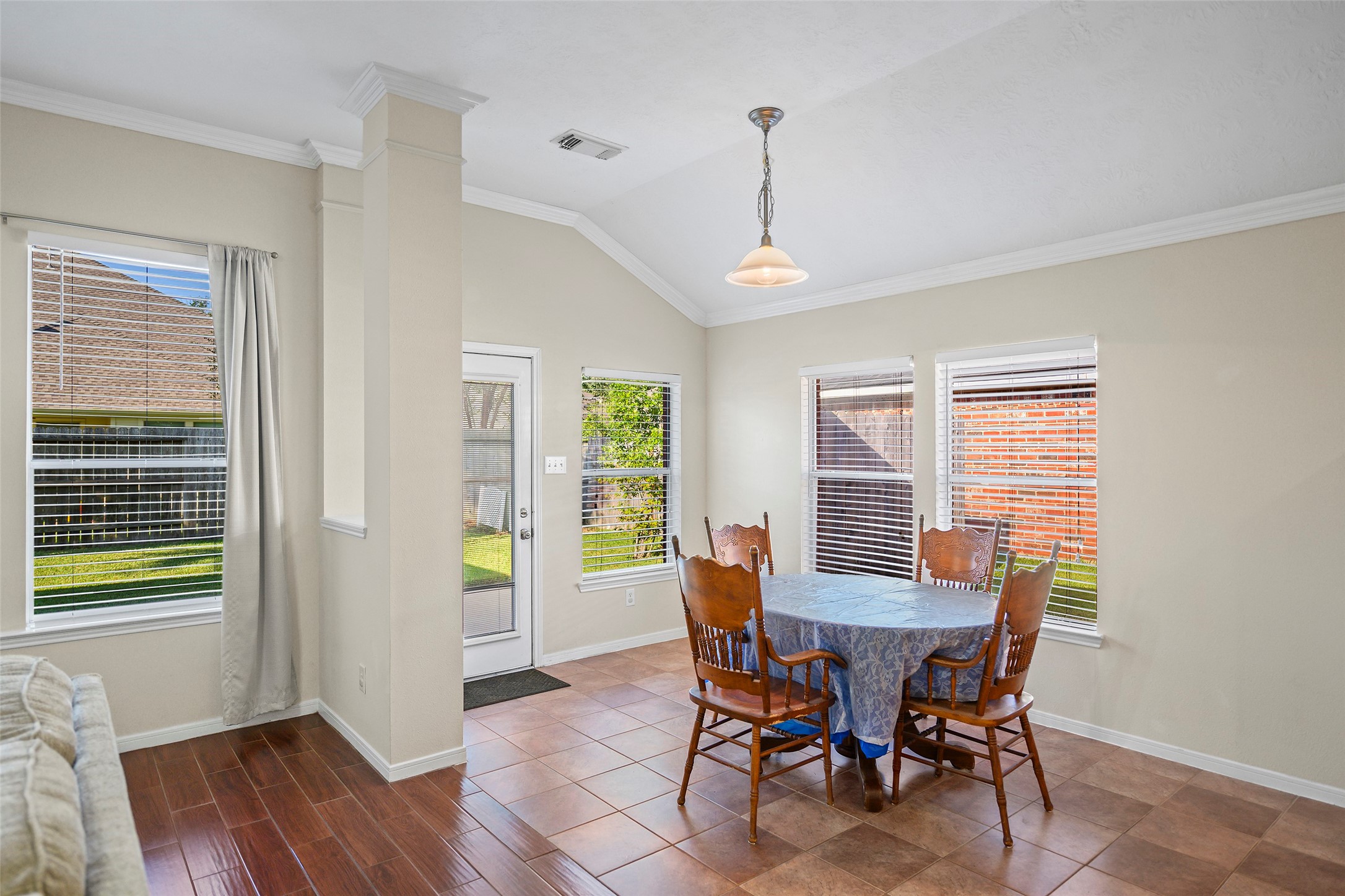 21711 Winsome Rose Court Property Photo 14