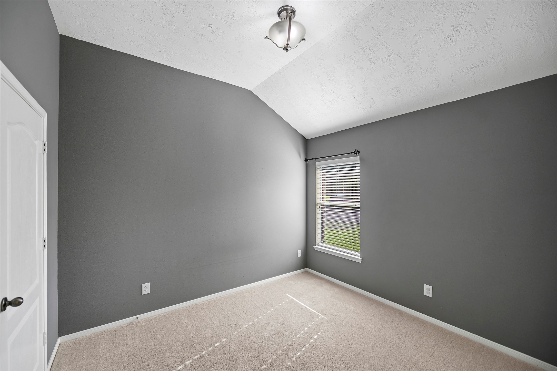 21711 Winsome Rose Court Property Photo 25