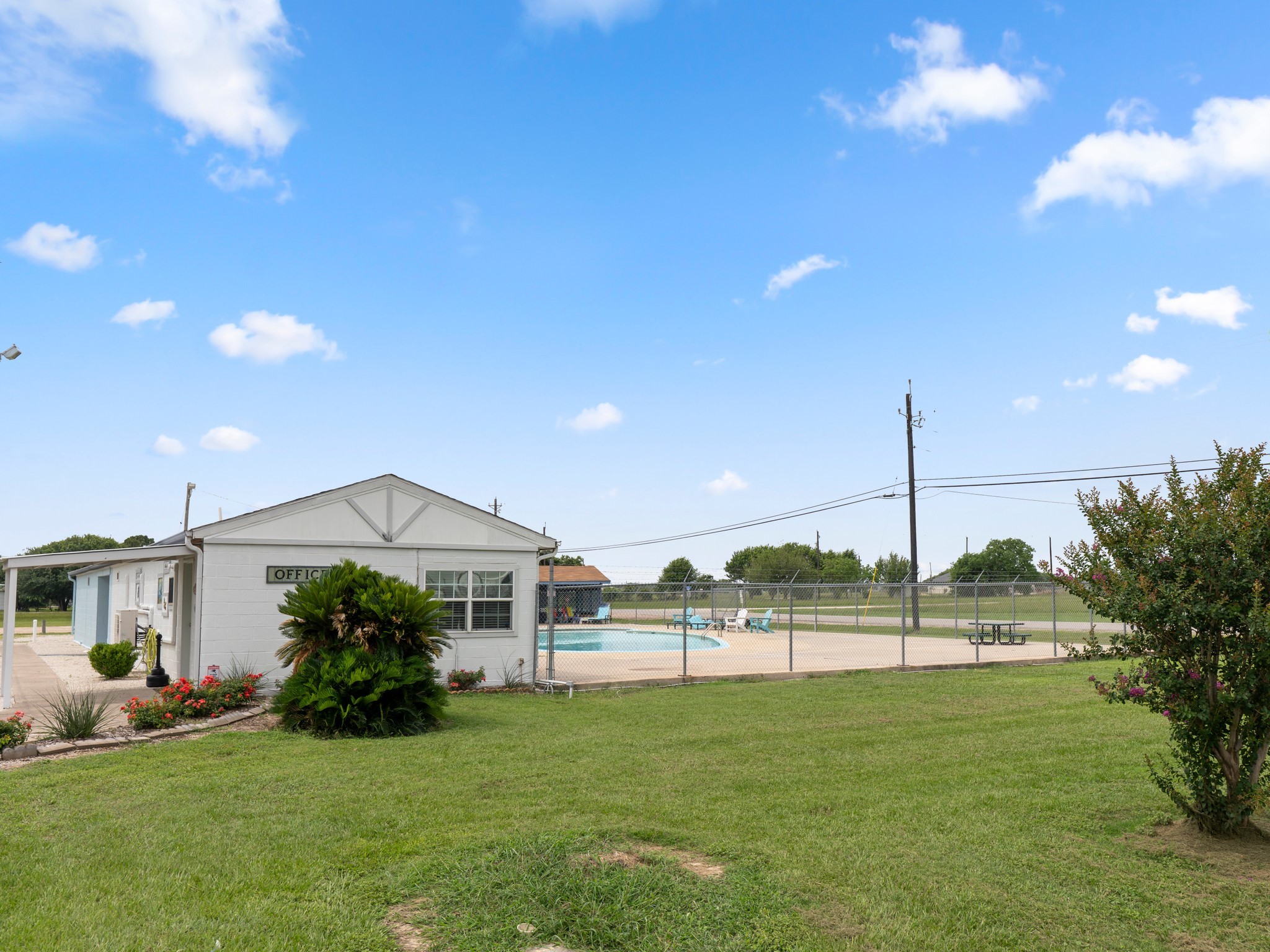 102 Calumet Drive Property Photo 38