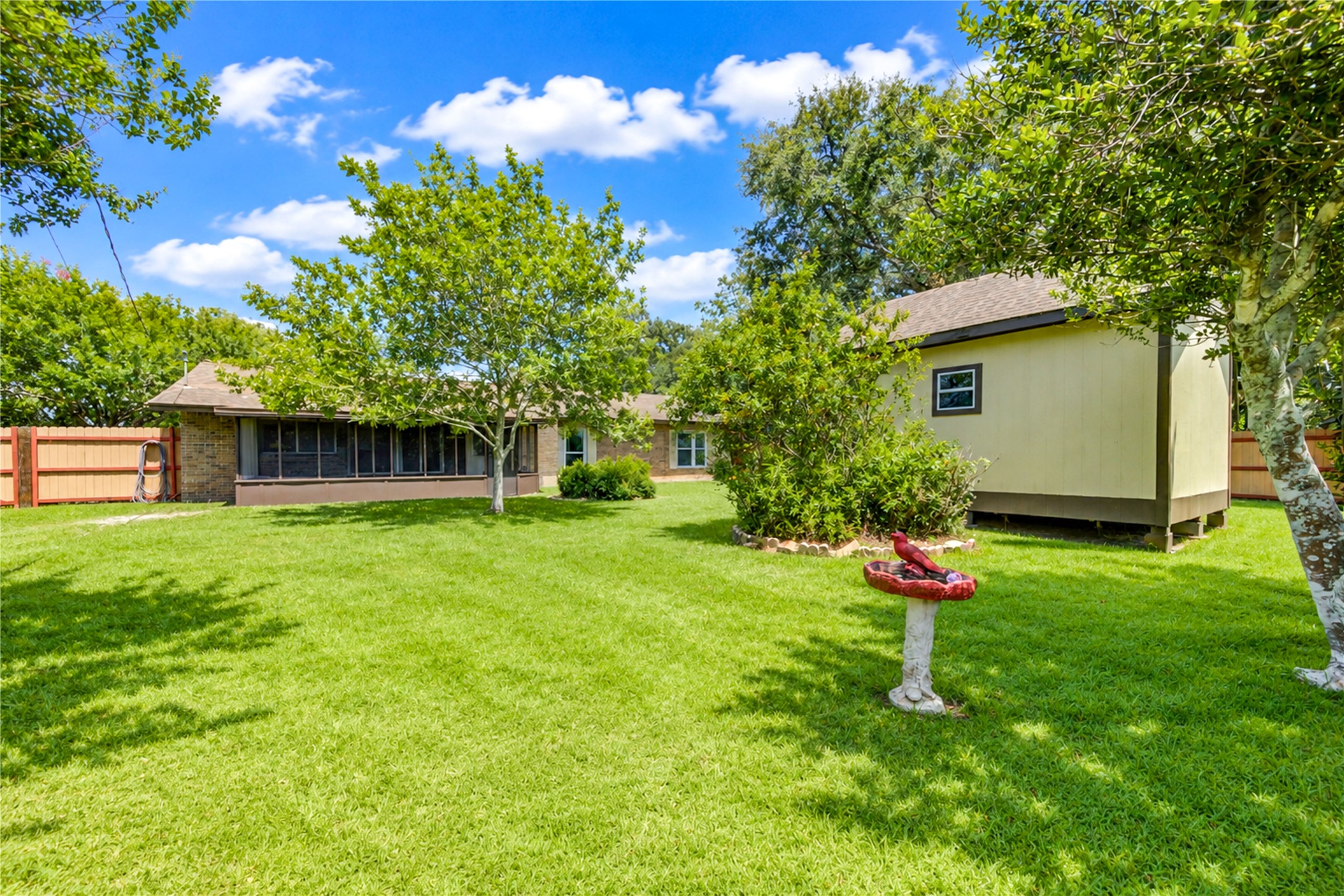 1320 Linwood Drive Property Photo 8