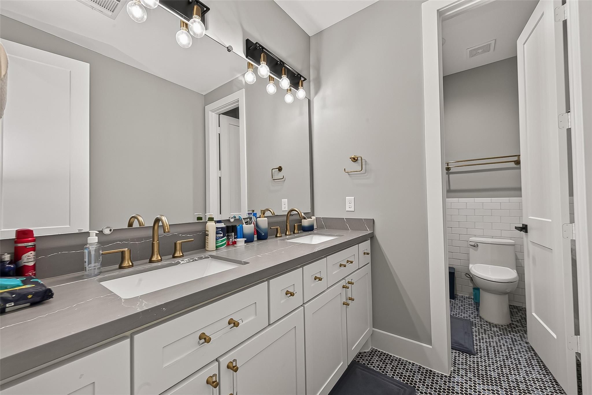 4915 Cheena Drive Property Photo 34