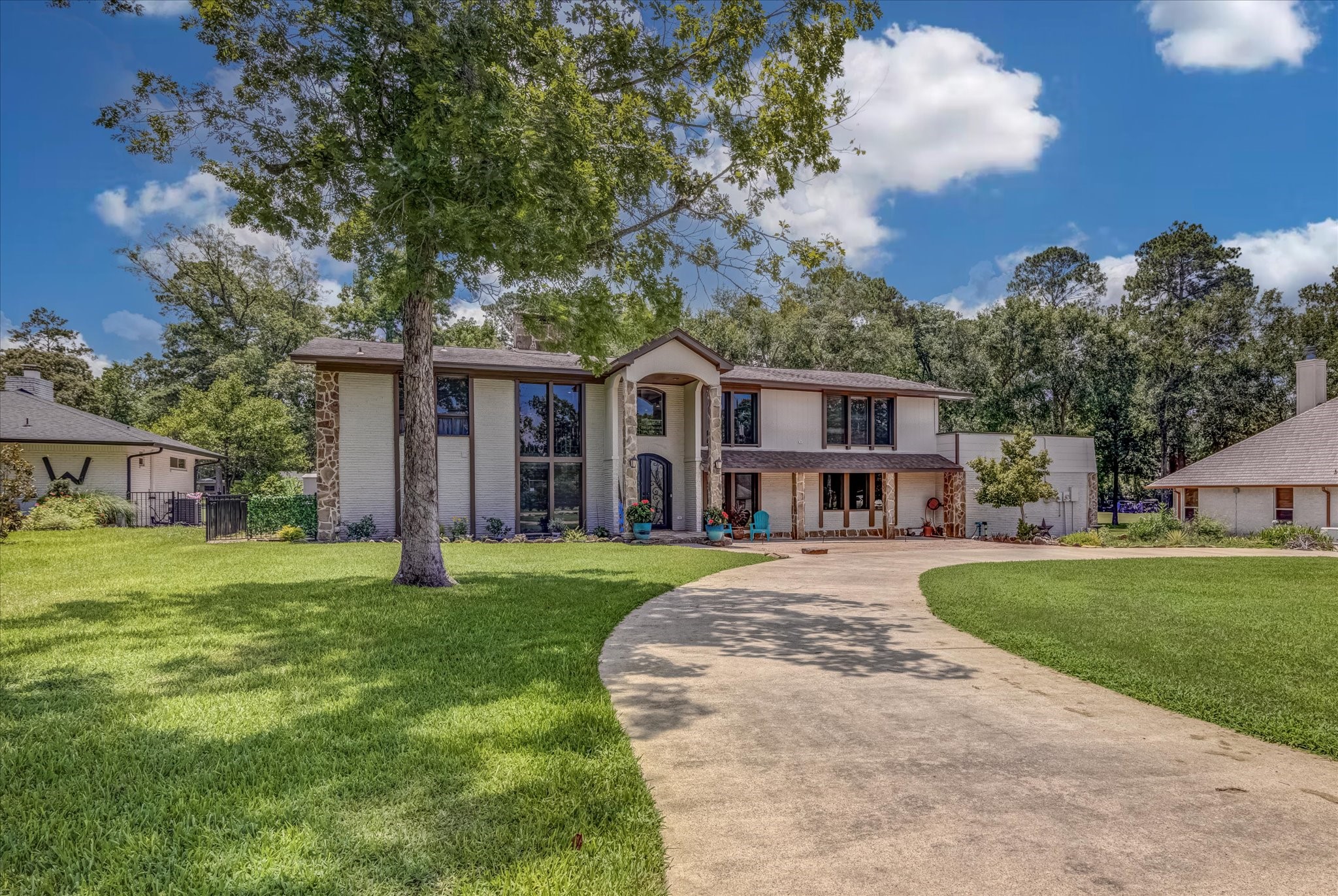 22 Winged Foot Drive Property Photo 3