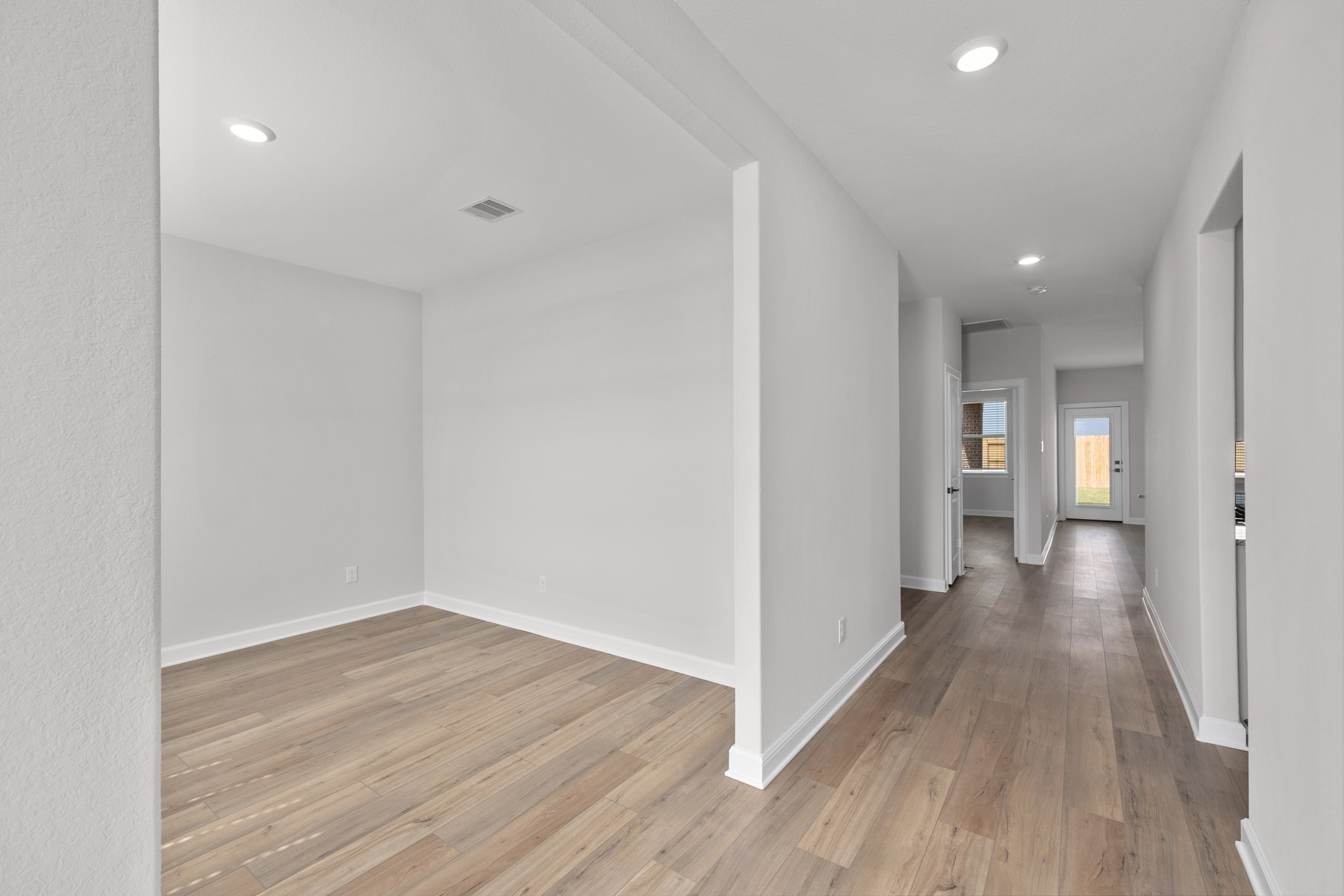13717 Blue Breaker Drive Property Photo 2