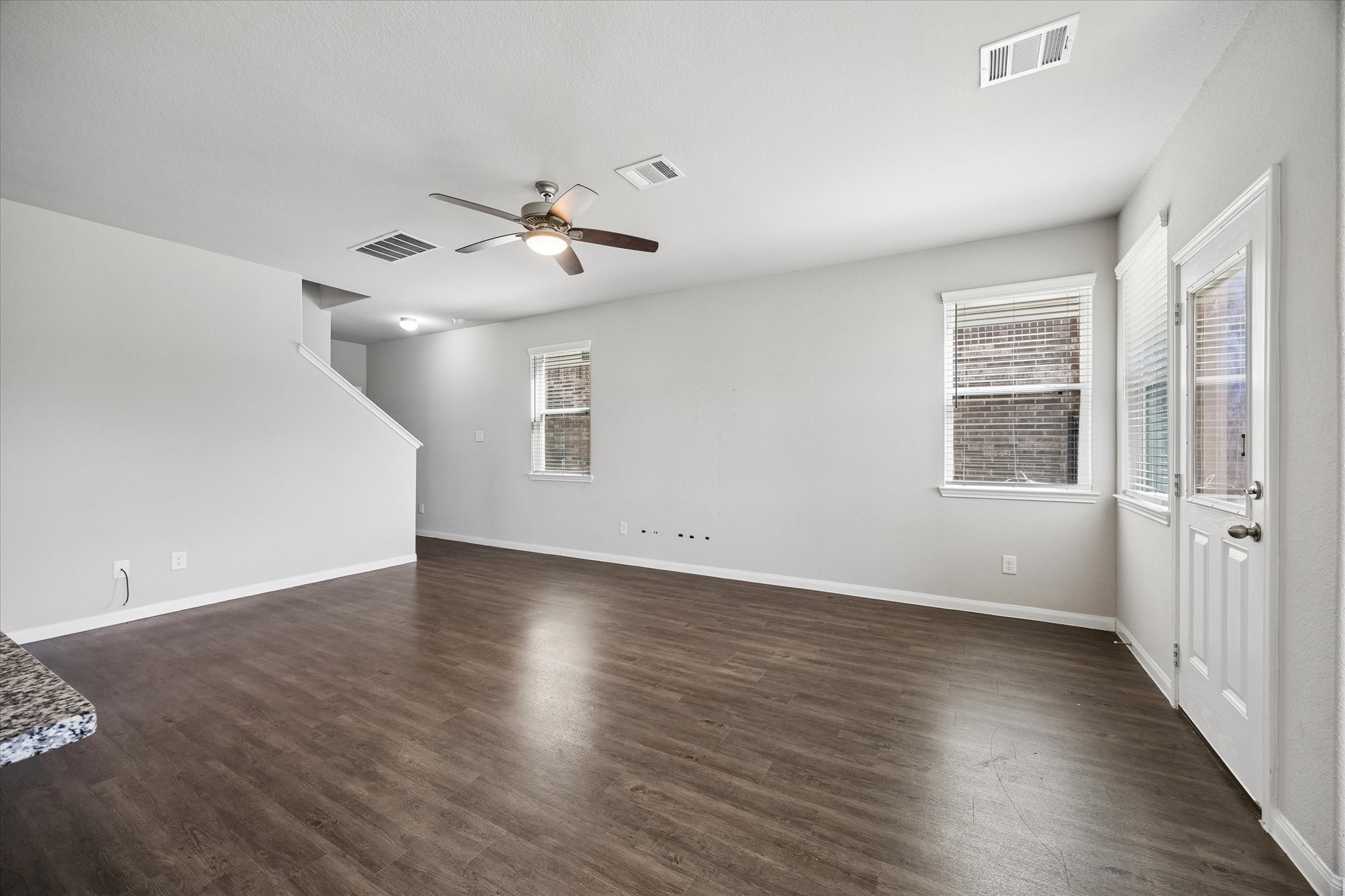 3811 W Alessano Lane Property Photo 4