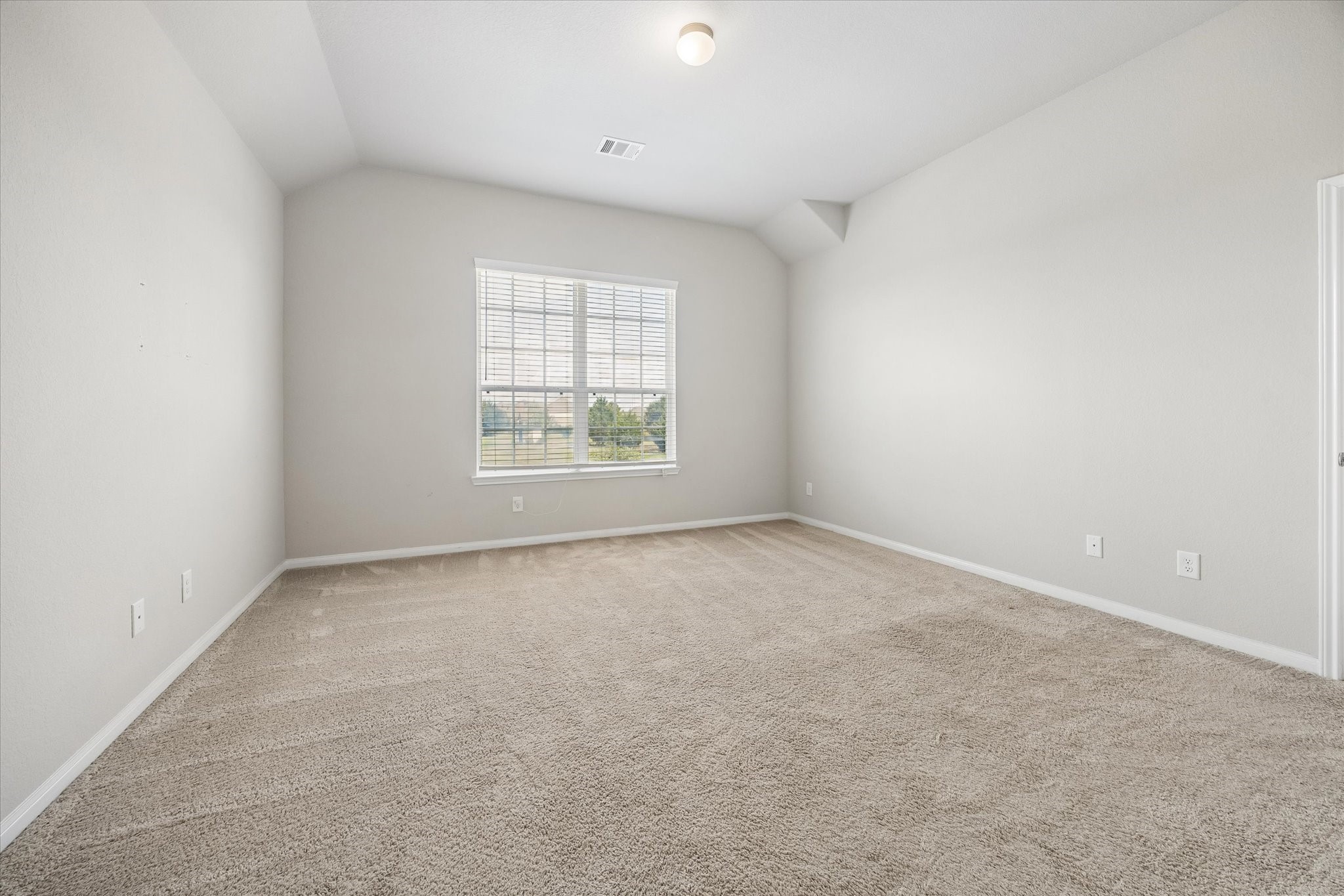 3811 W Alessano Lane Property Photo 15