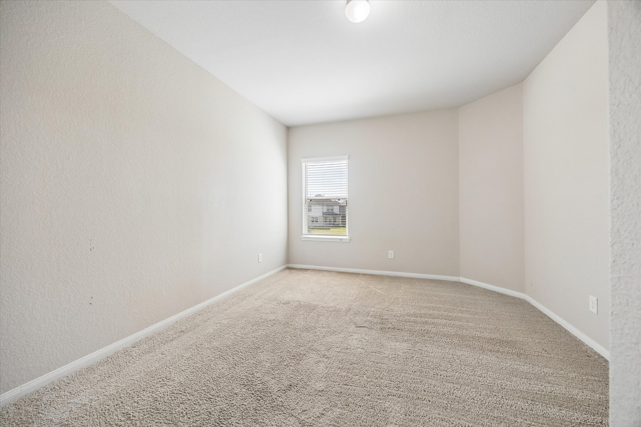 3811 W Alessano Lane Property Photo 21