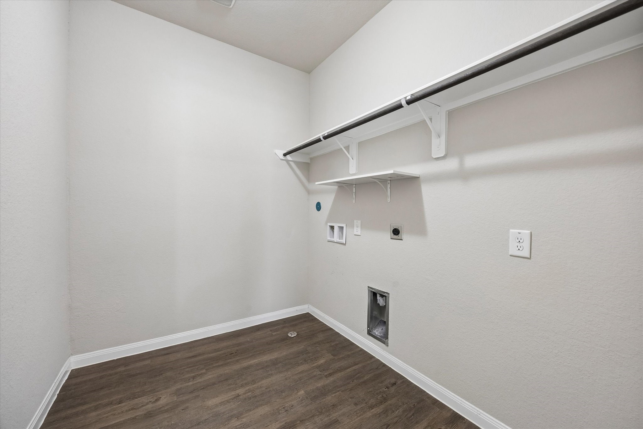 3811 W Alessano Lane Property Photo 22