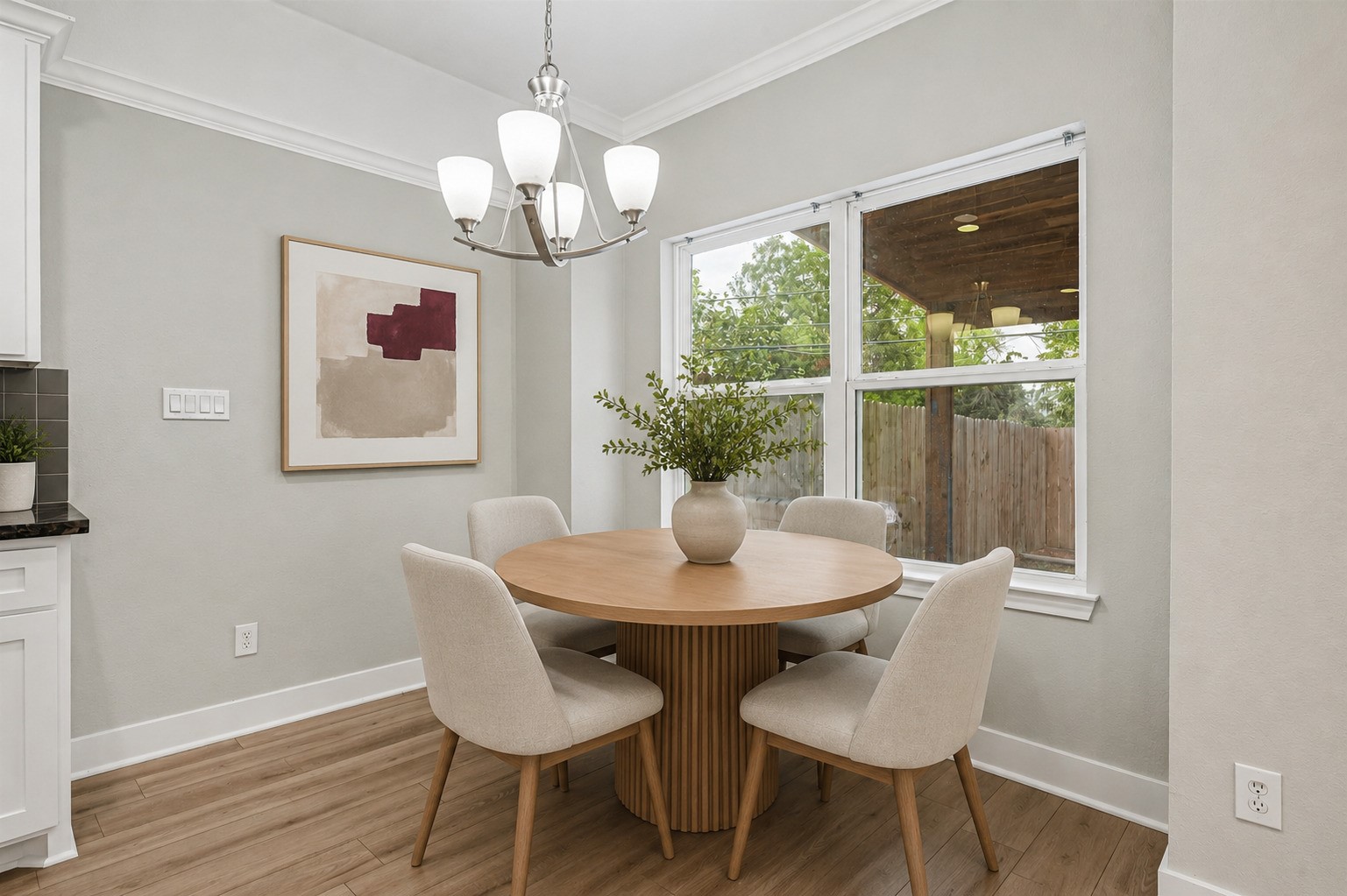 9823 Bamboo Road B Property Photo 14