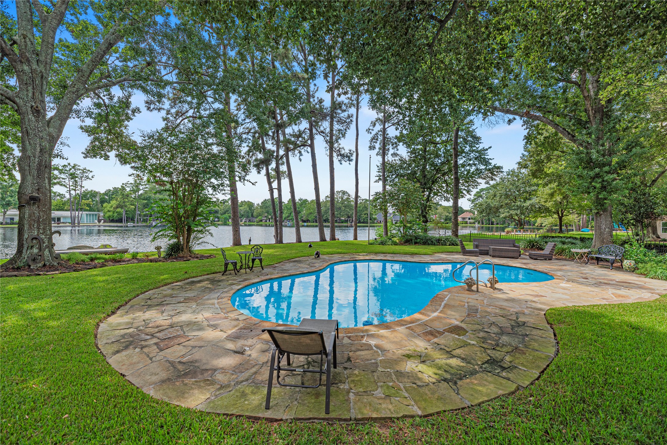 13131 Holston Hills Drive Property Photo 39