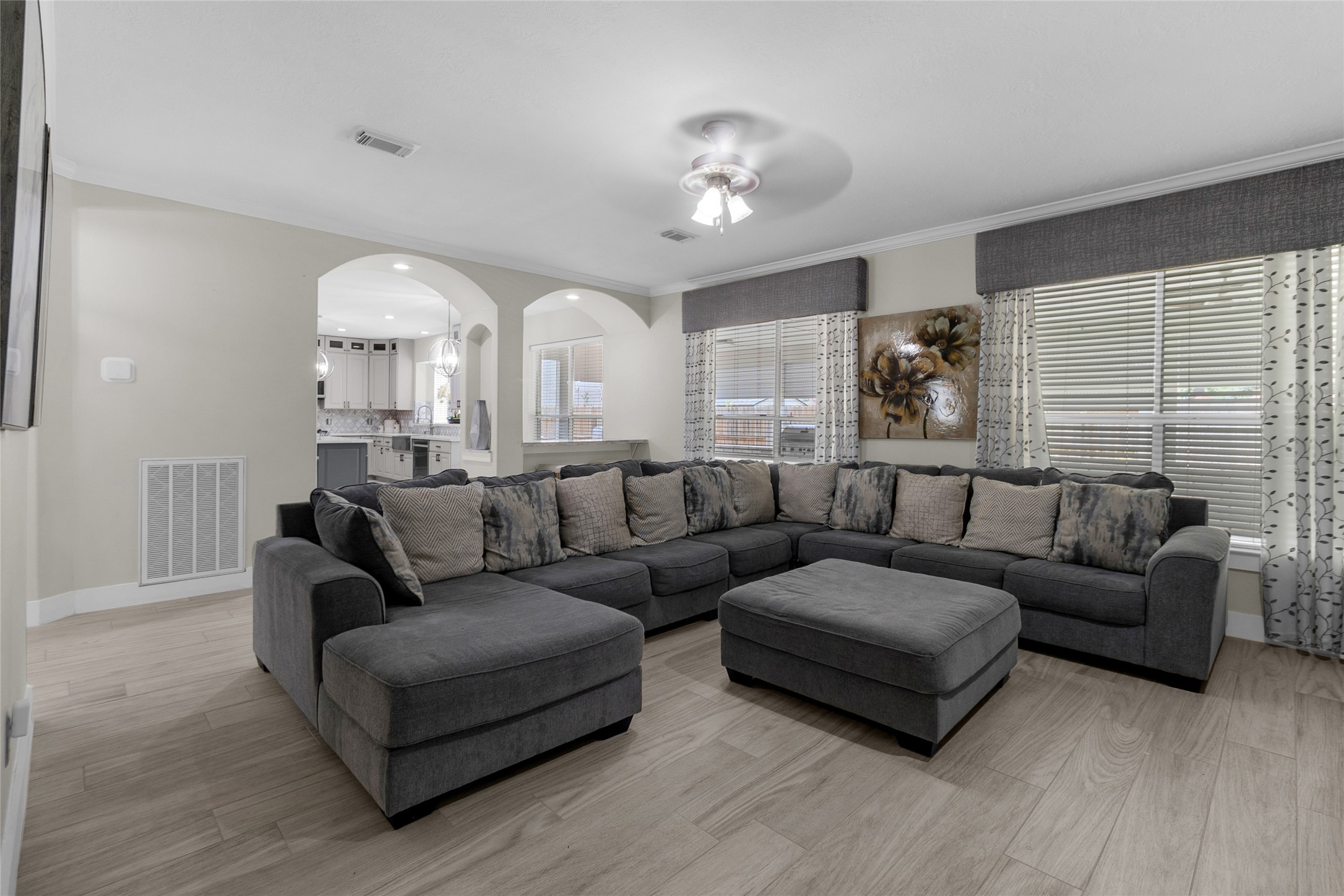 10910 Coldwater Bridge Ct Property Photo 7