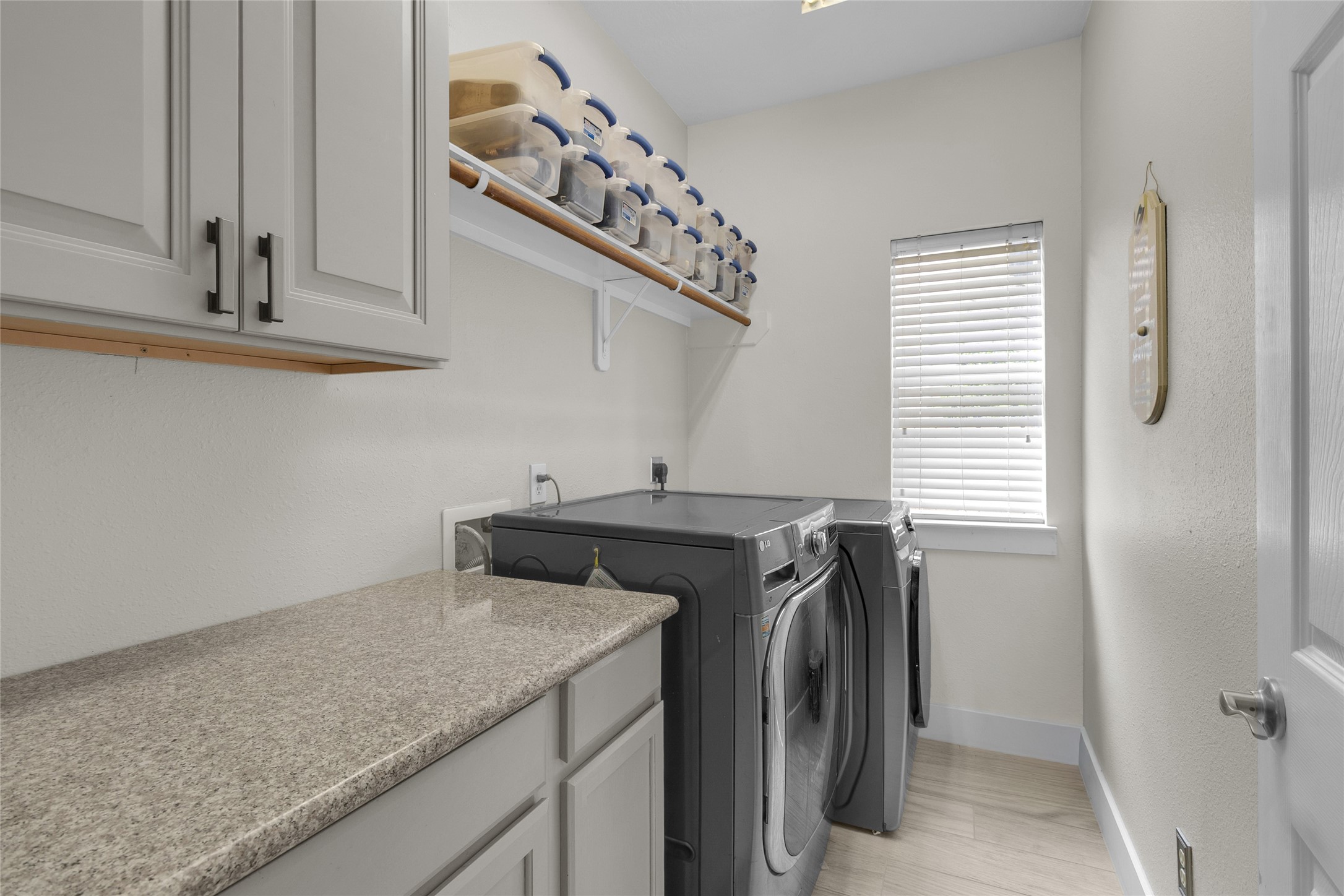 10910 Coldwater Bridge Ct Property Photo 33