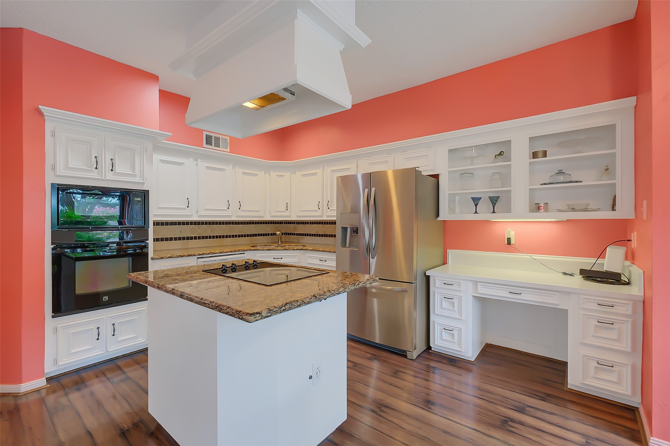 910 Millpond Drive Property Photo 14