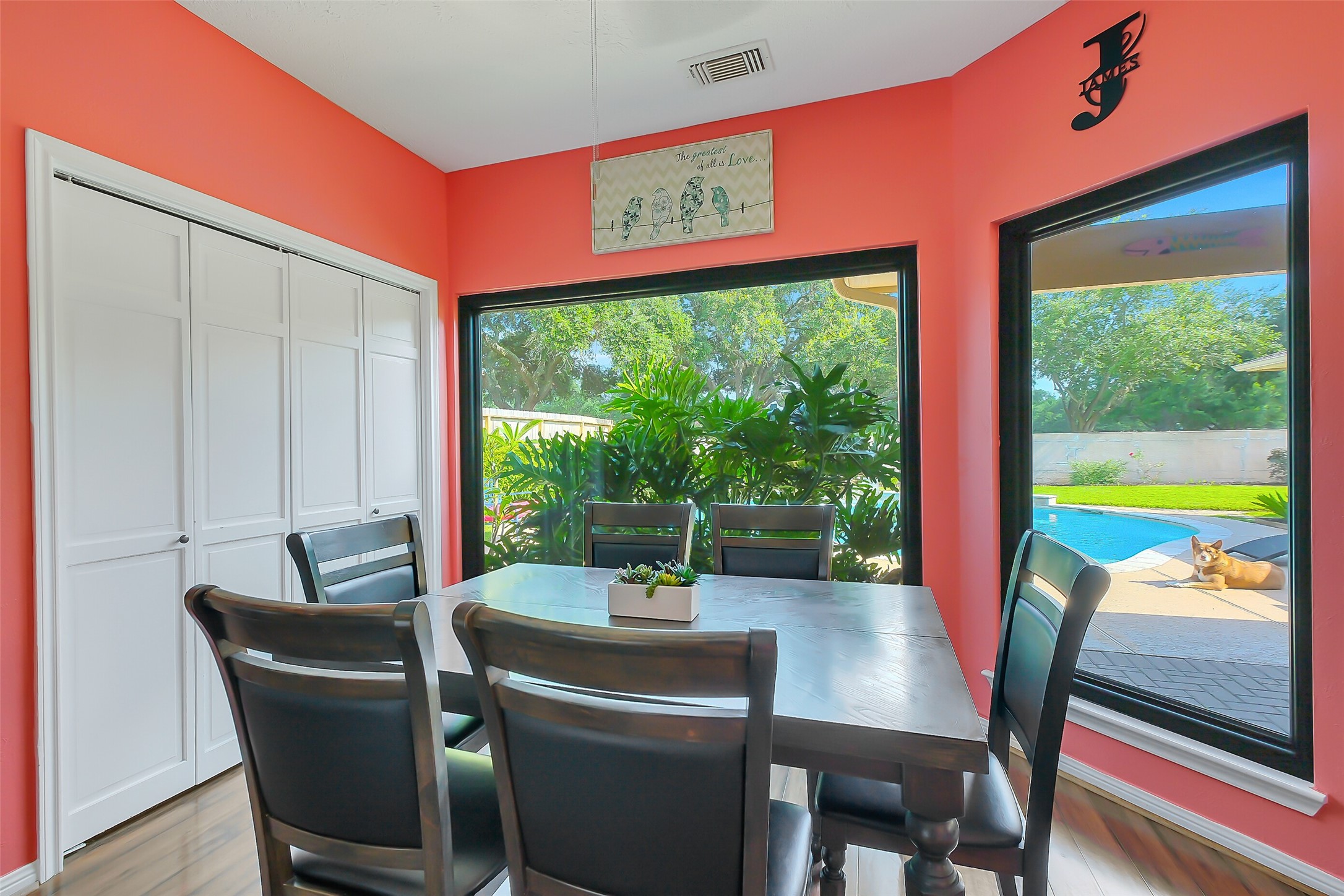 910 Millpond Drive Property Photo 17