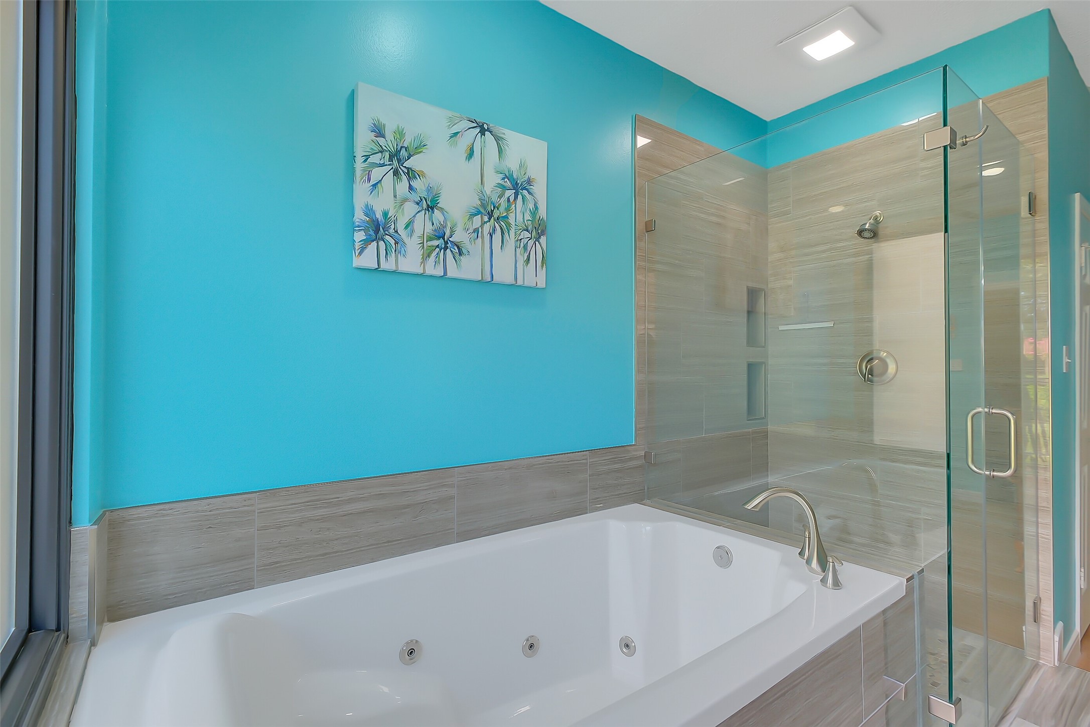 910 Millpond Drive Property Photo 28