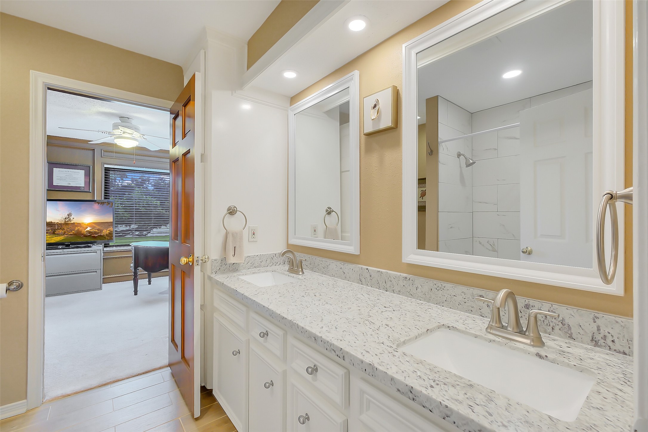 910 Millpond Drive Property Photo 29