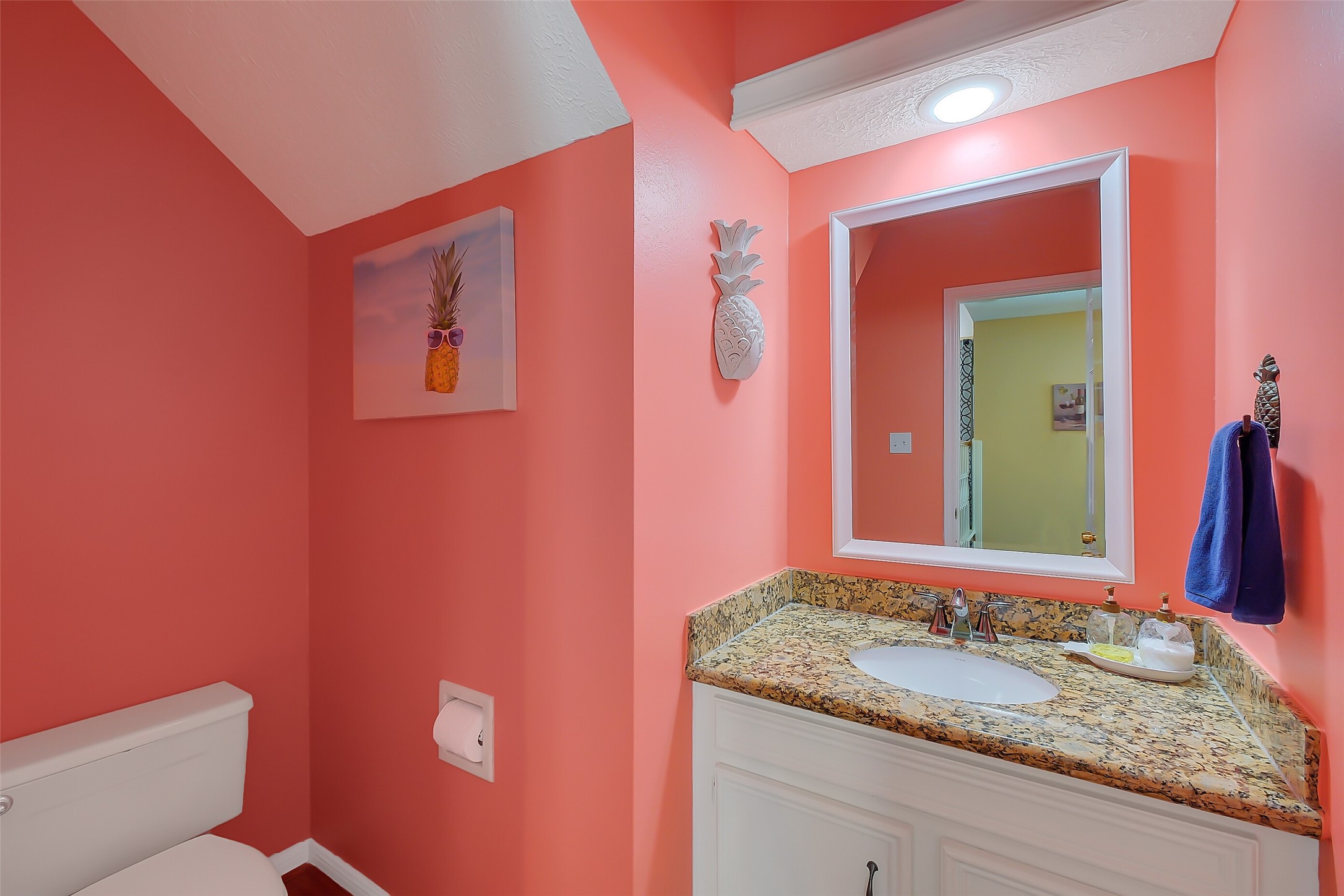 910 Millpond Drive Property Photo 30