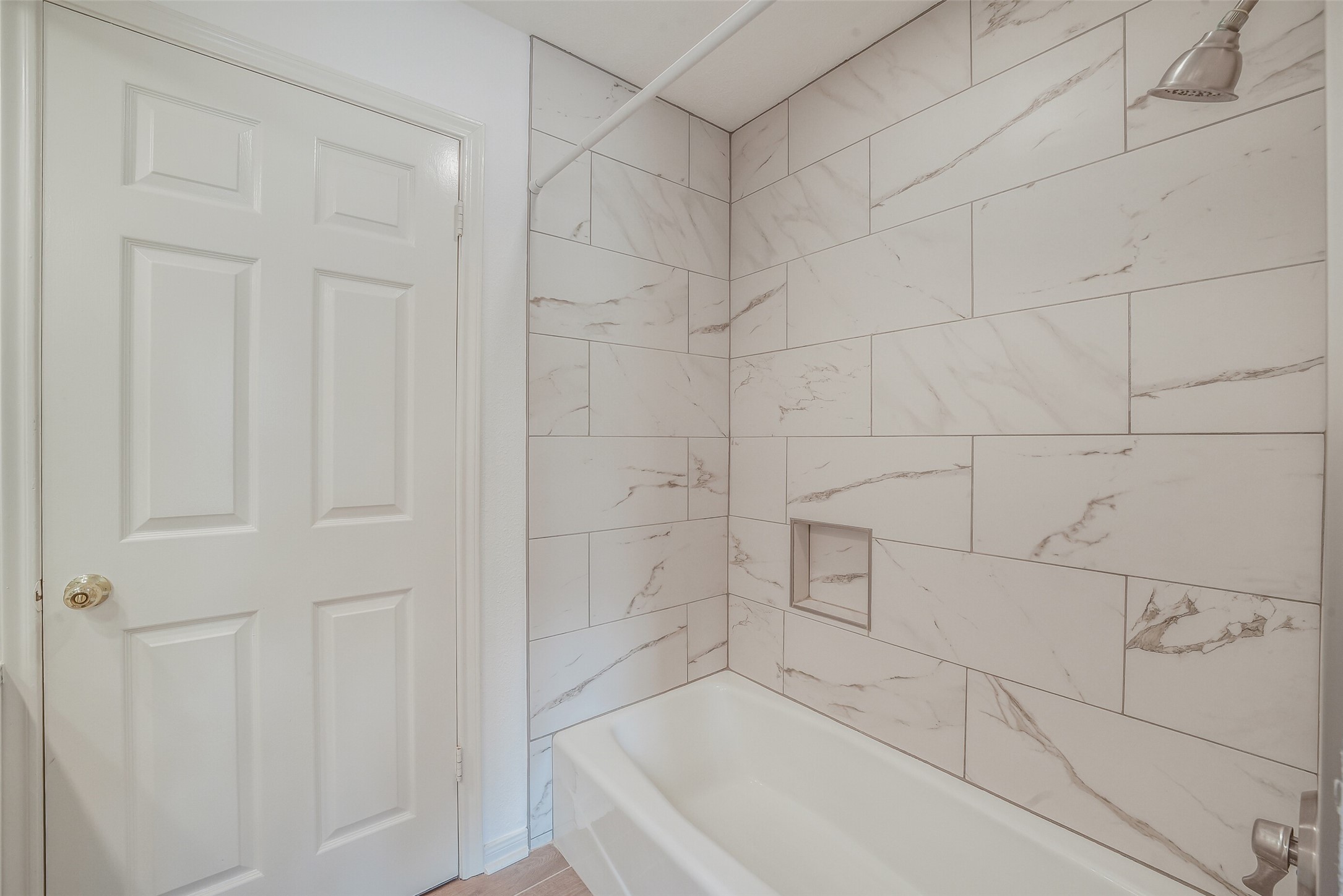 910 Millpond Drive Property Photo 33