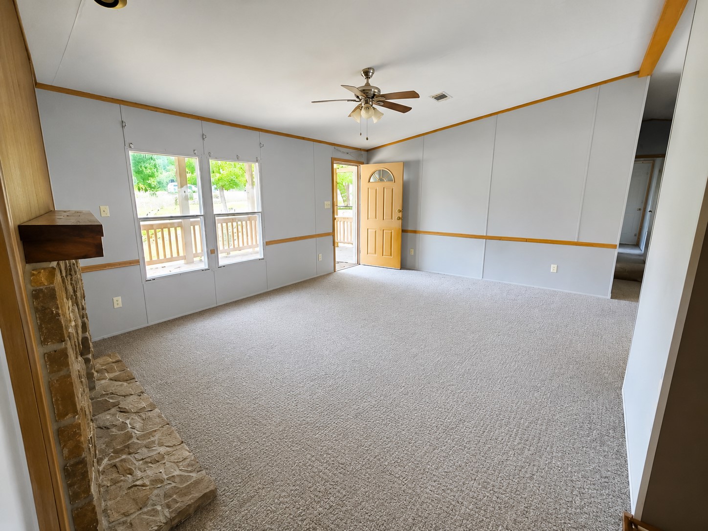 573 Bluebonnet Property Photo 6