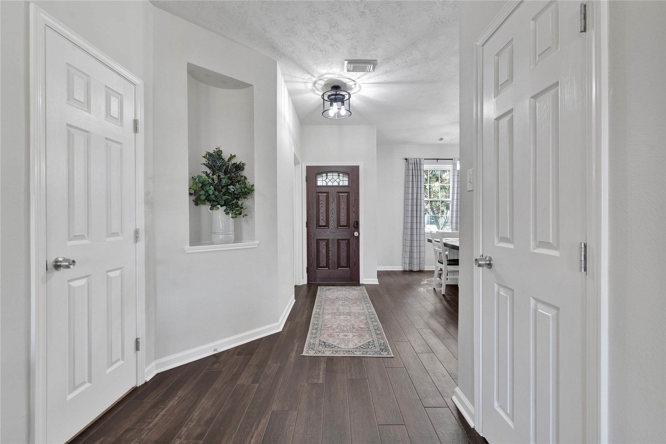 19106 Spring Meadows Lane Property Photo 5