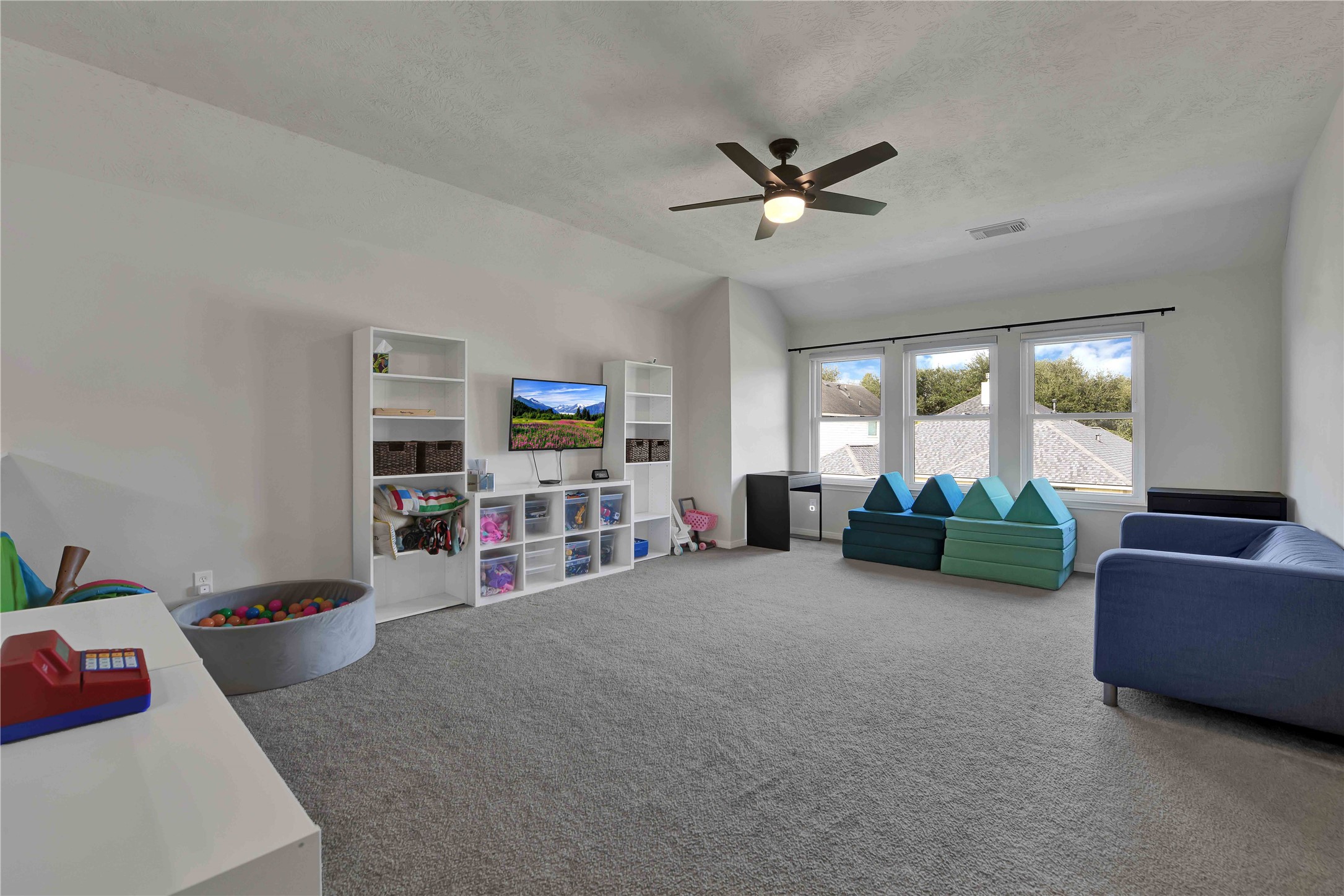 19106 Spring Meadows Lane Property Photo 21