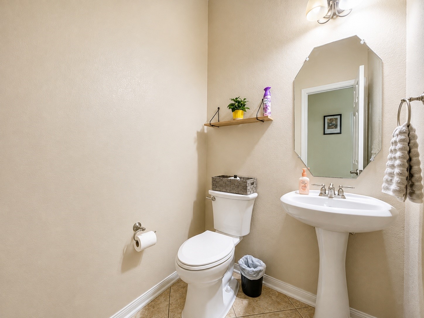 1752 Silver Bend Drive Property Photo 15
