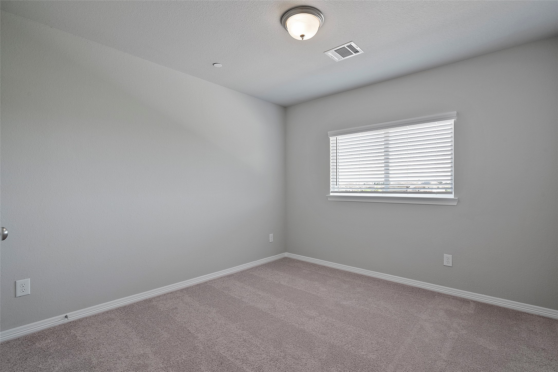 11907 Outer Bark Drive Property Photo 17