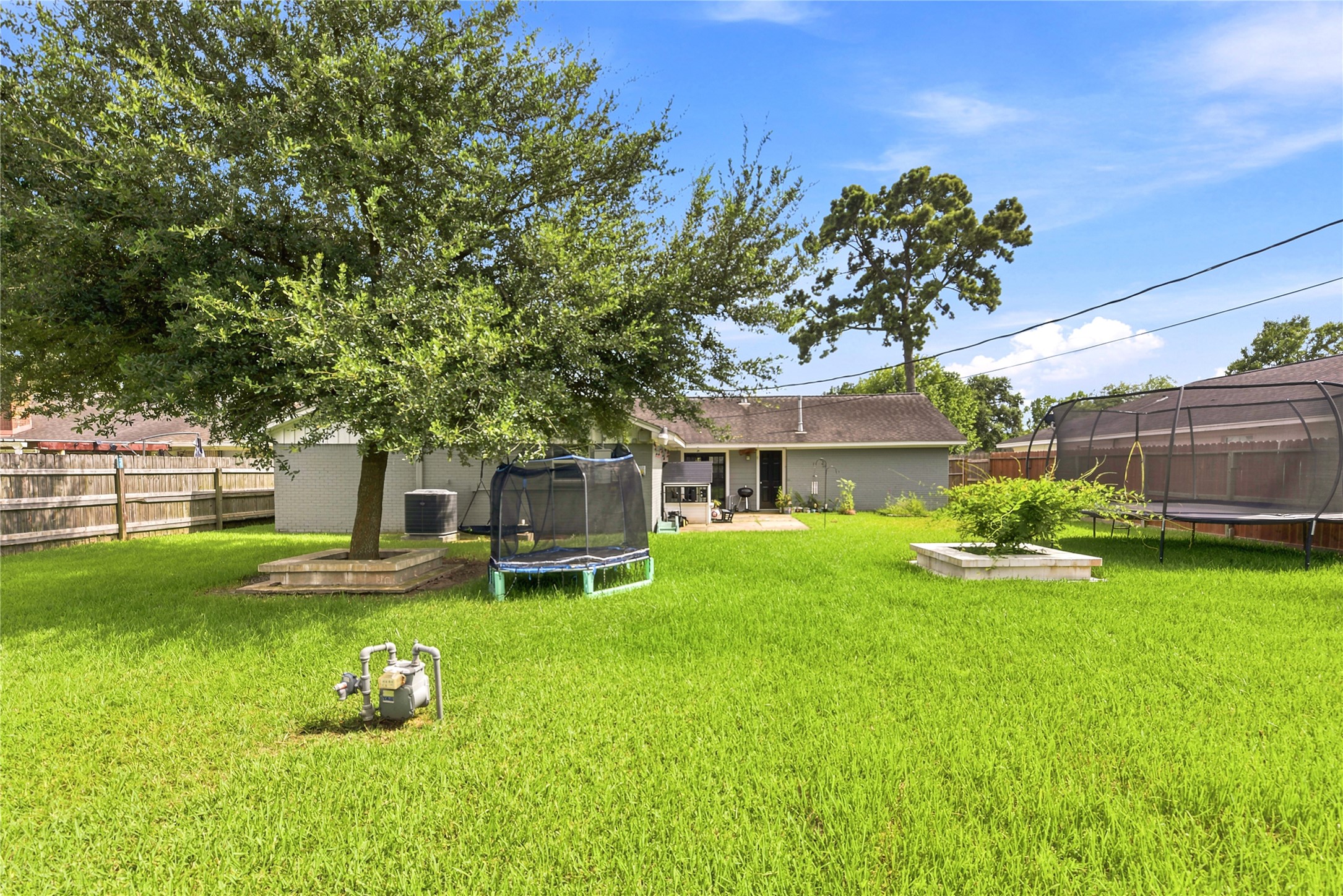 412 Inwood Drive Property Photo 45
