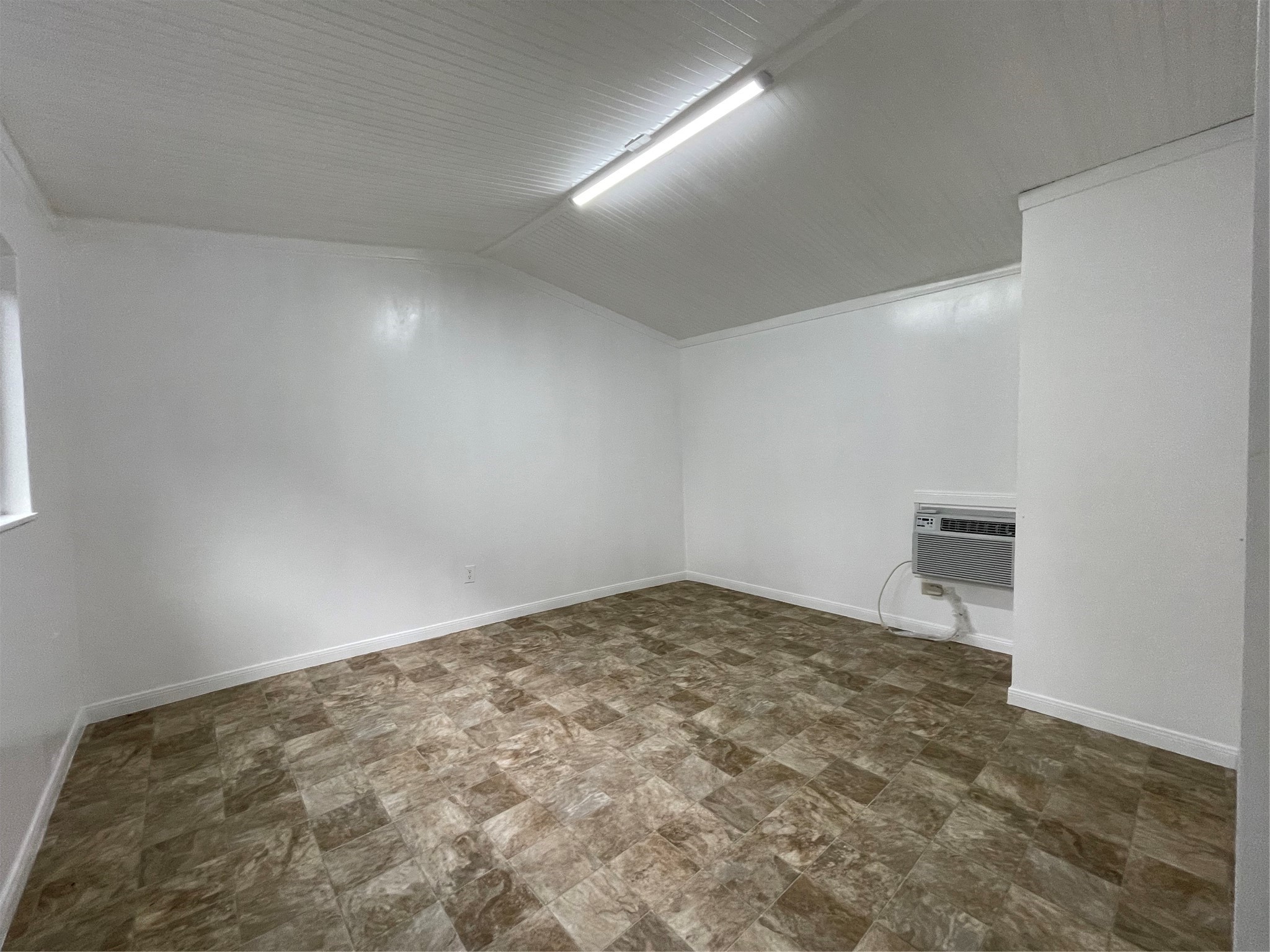 25934 Pine Drive Property Photo 8