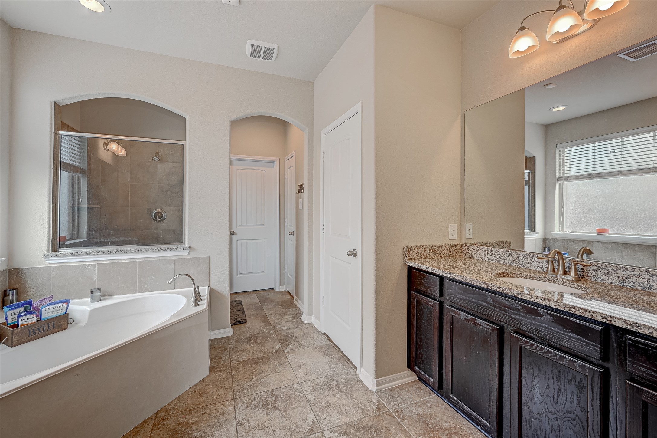 9526 Bonbrook Bend Lane Property Photo 18