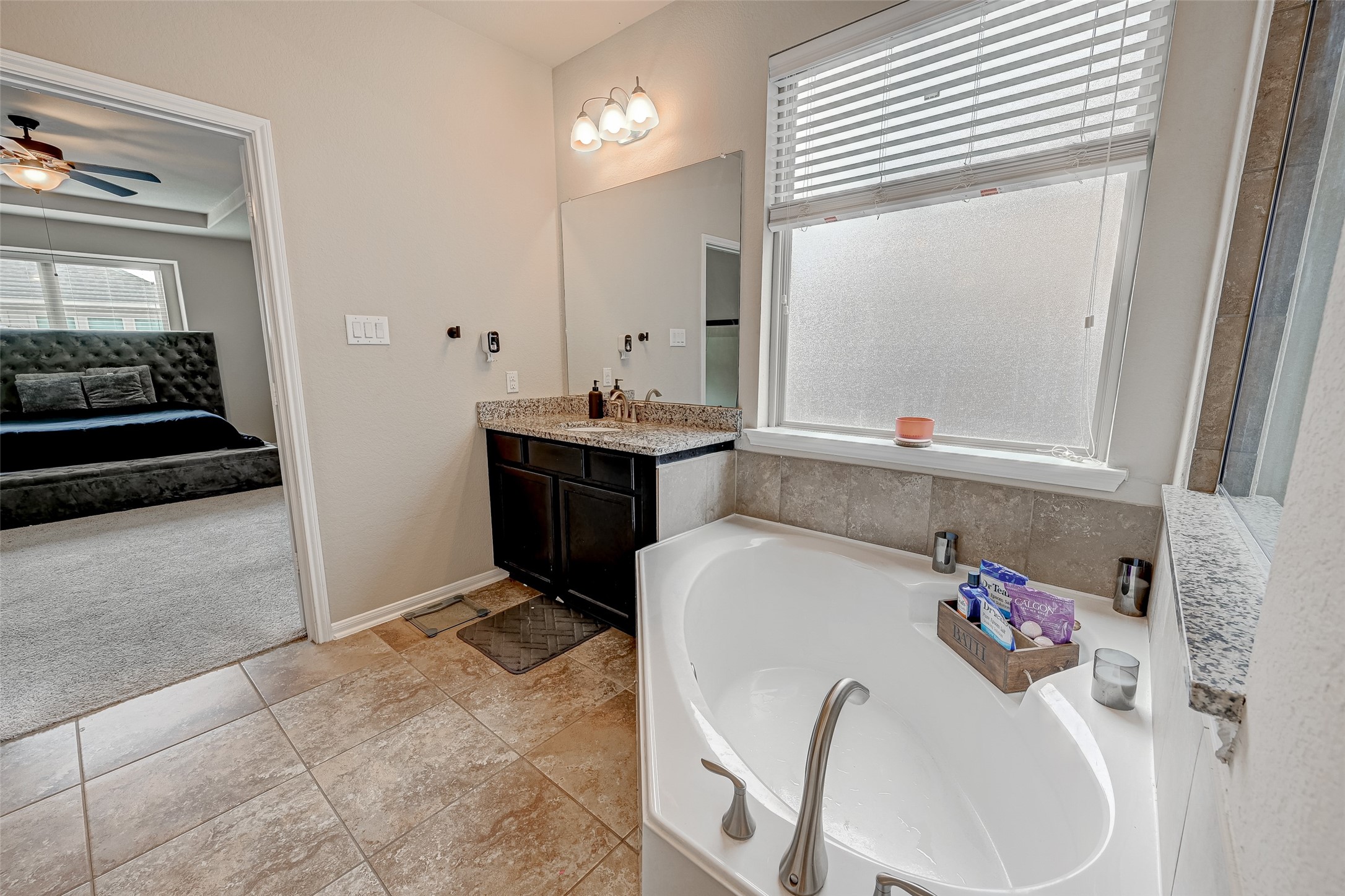 9526 Bonbrook Bend Lane Property Photo 19