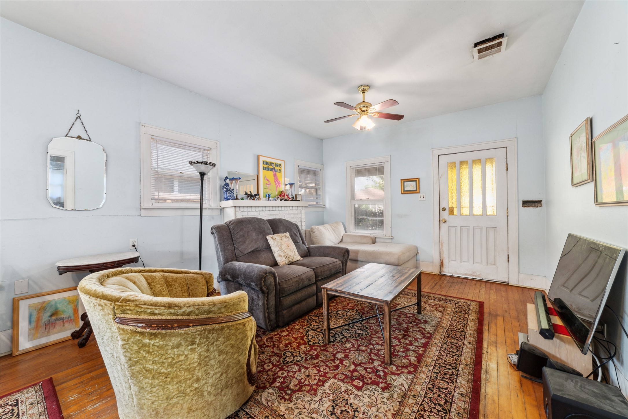 1110 W Gardner Street Property Photo 5