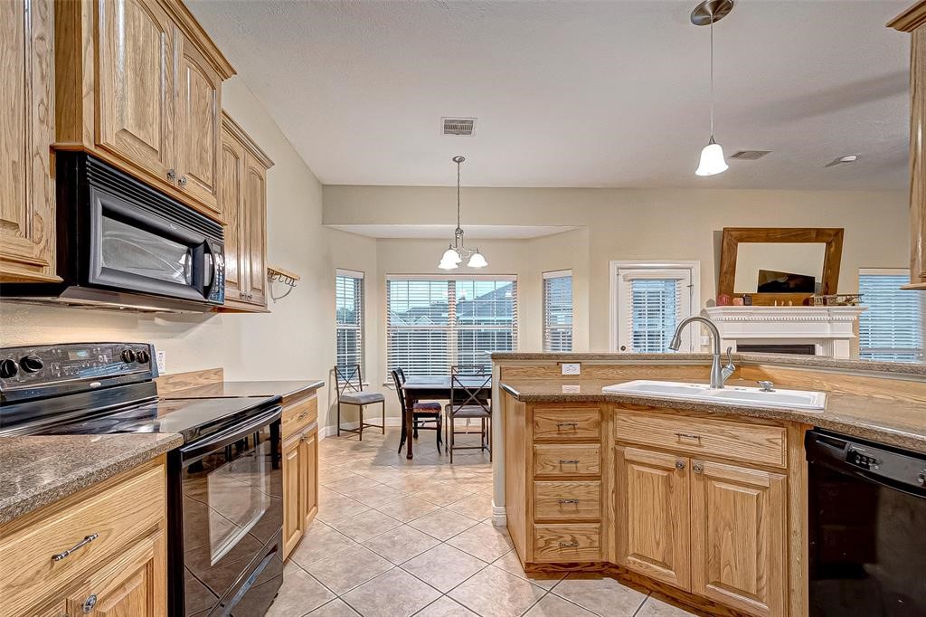 110 Monterrey Road W Property Photo 3