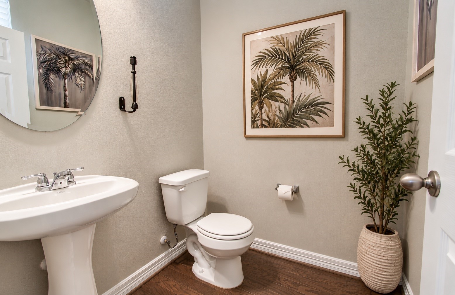 10317 Russell Pines Drive Property Photo 4