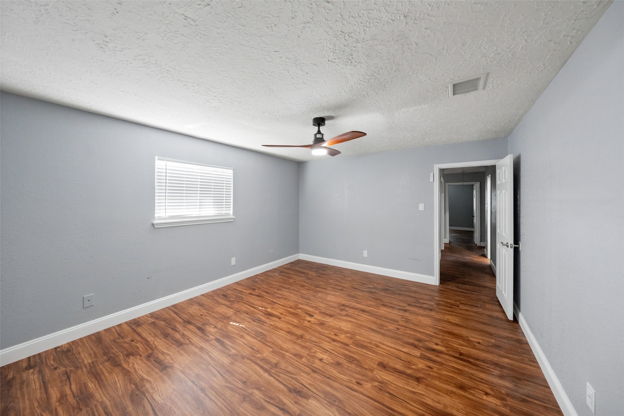 3211 N Park Drive Property Photo 19