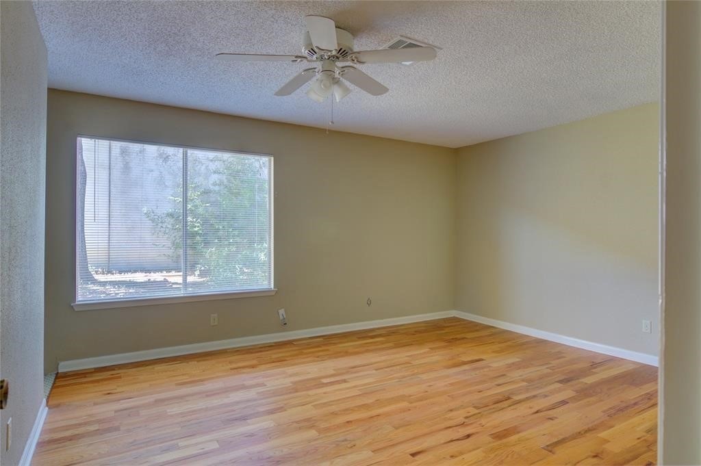 1707 Windy Meadow Drive Property Photo 10