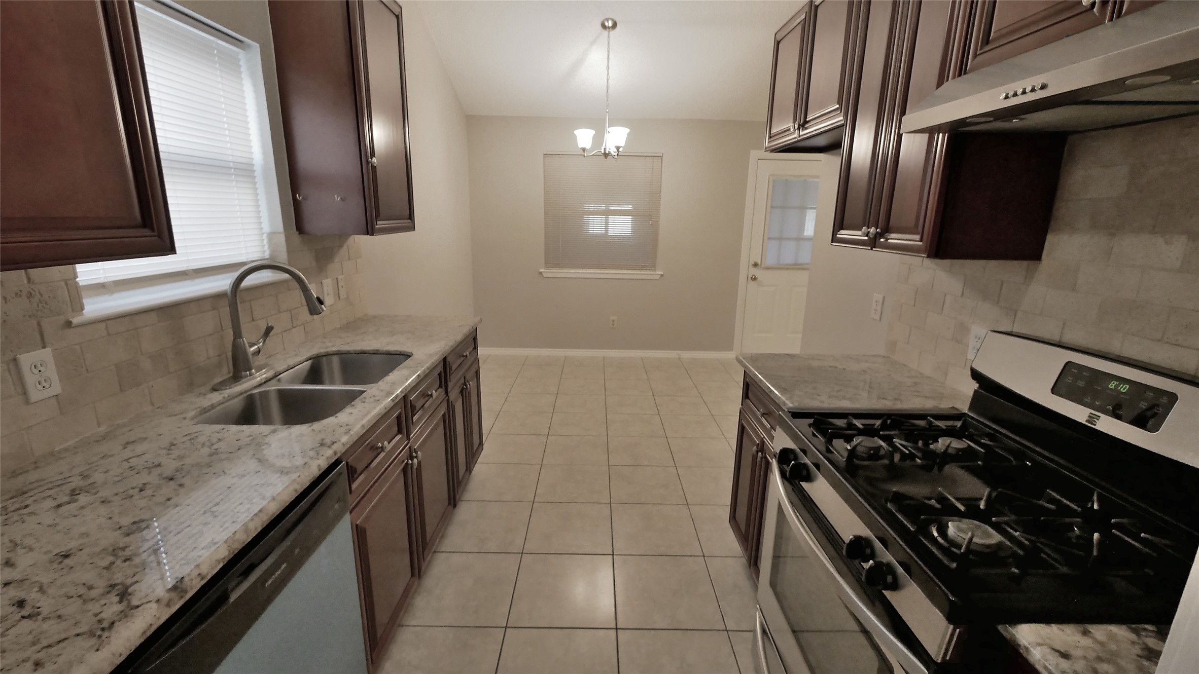 1018 Three Forks Property Photo 4