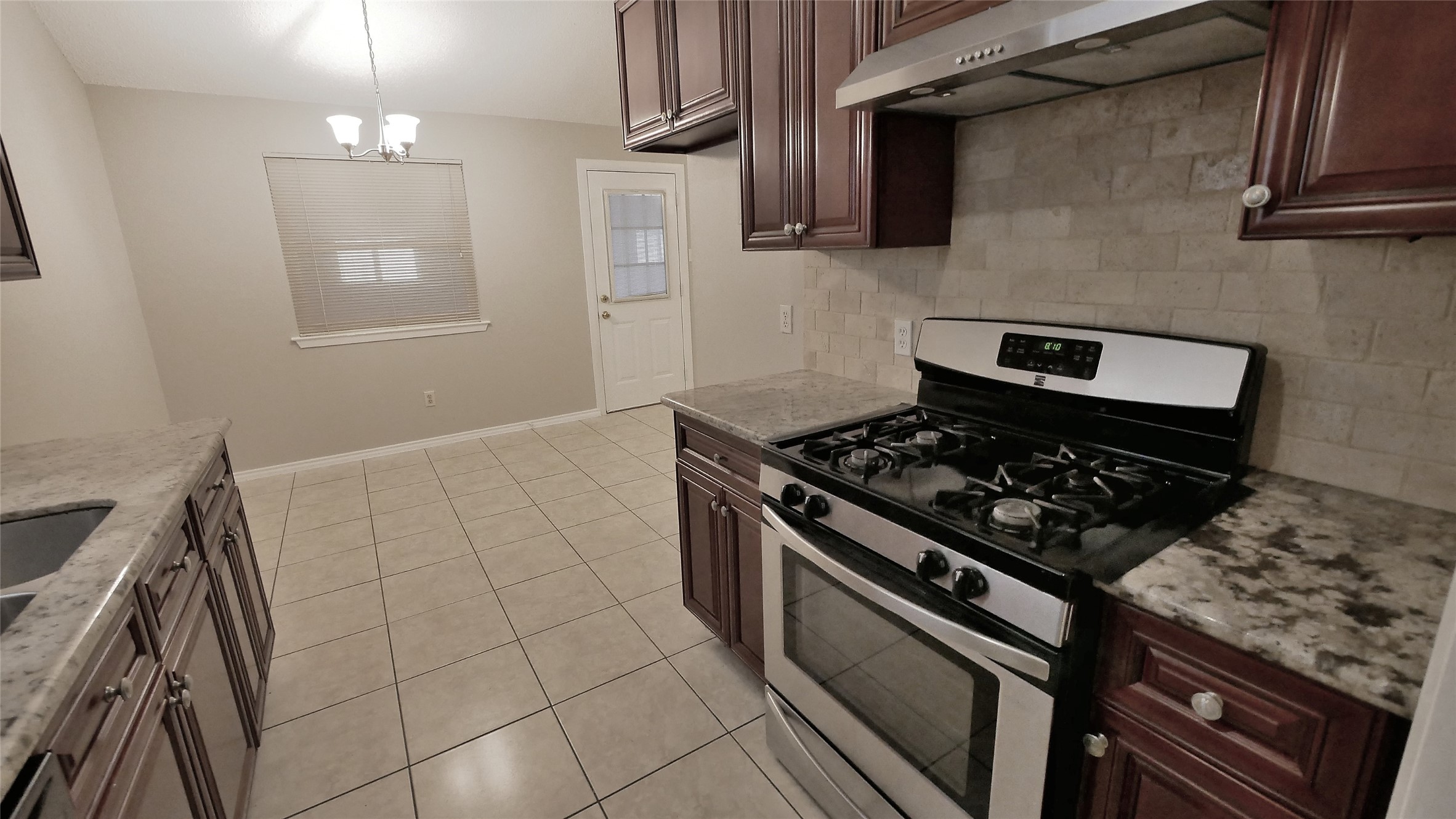 1018 Three Forks Property Photo 7