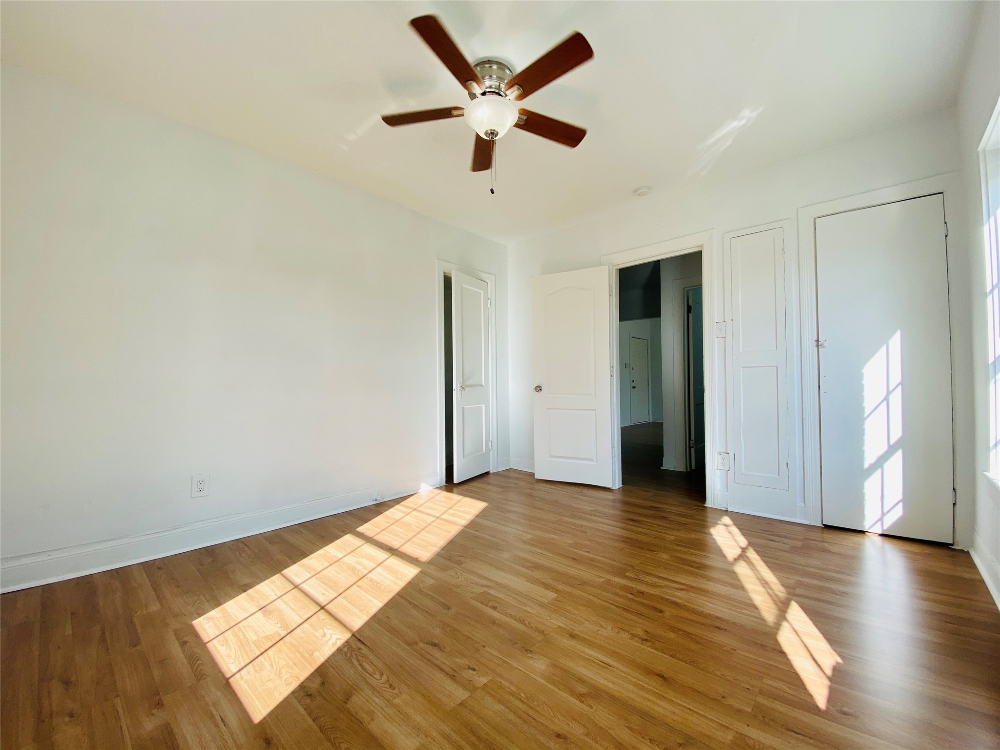 1 Sidney Street 3 Property Photo 6