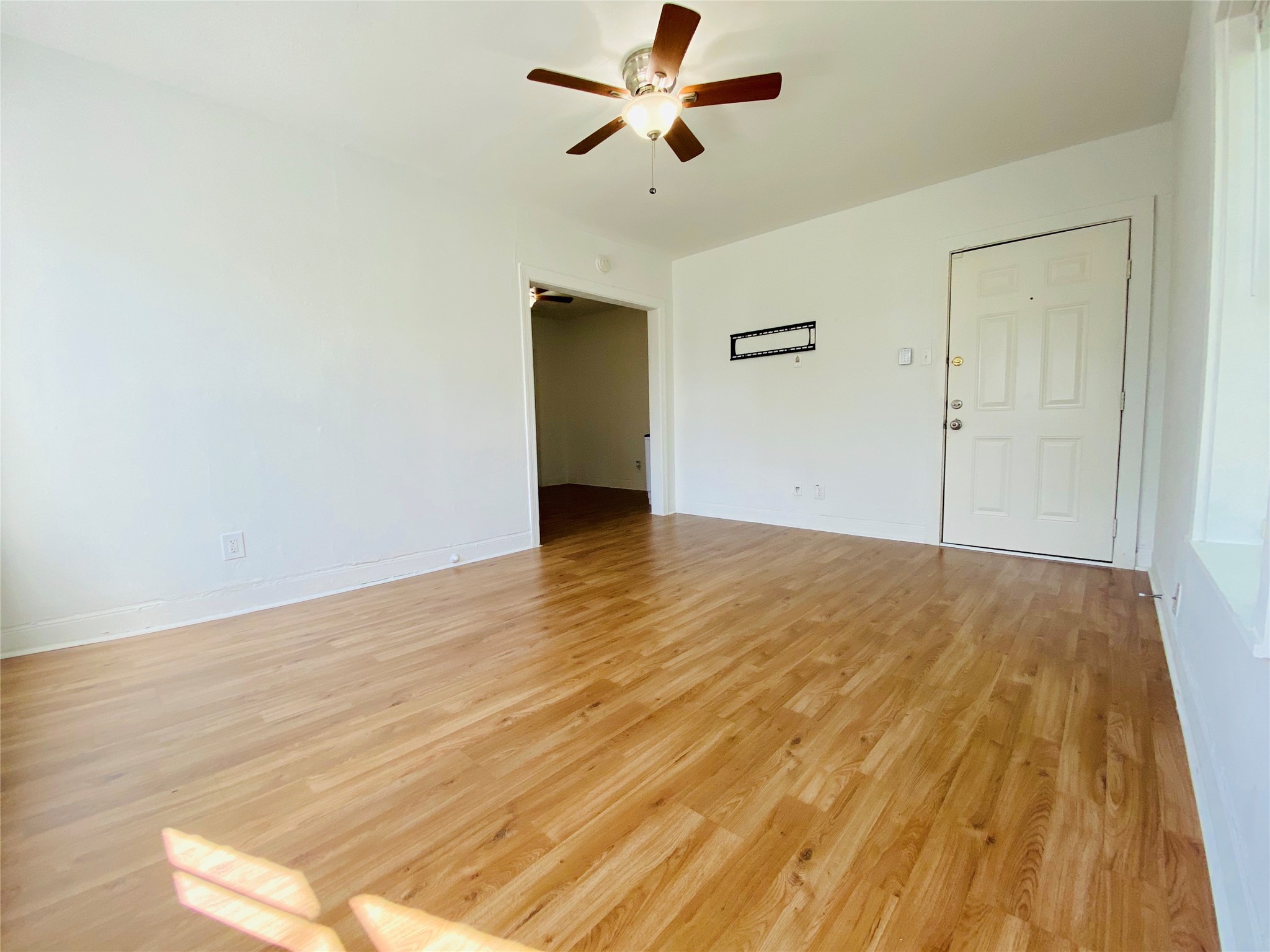 1 Sidney Street 3 Property Photo 7