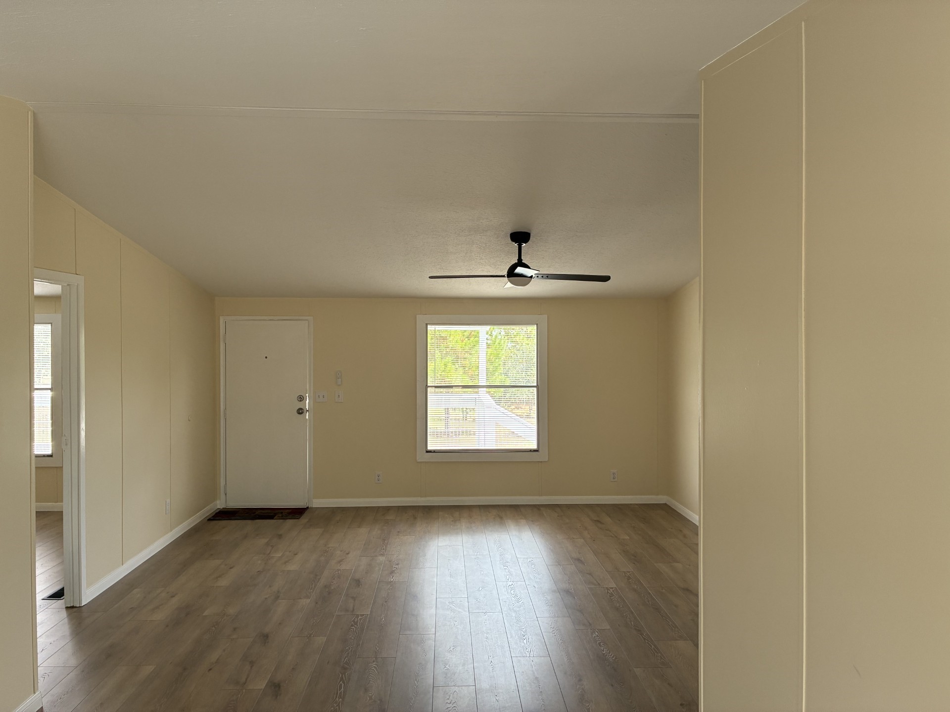 1160 Alleyton Road Property Photo 3