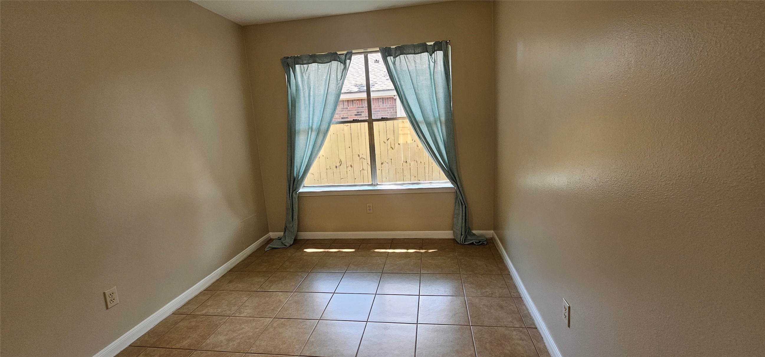 10538 Twin Circles Drive Property Photo 14