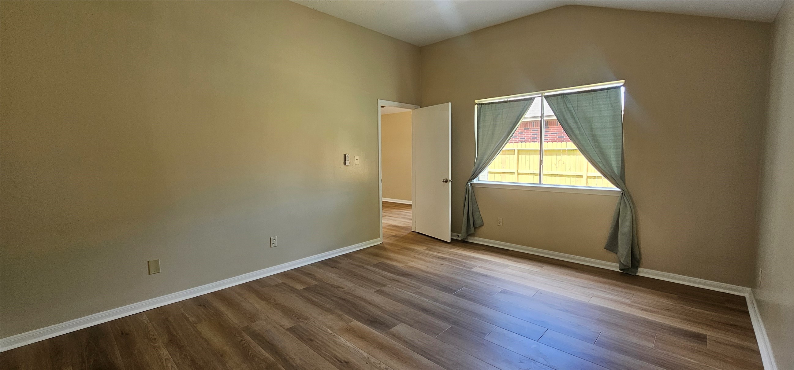 10538 Twin Circles Drive Property Photo 19