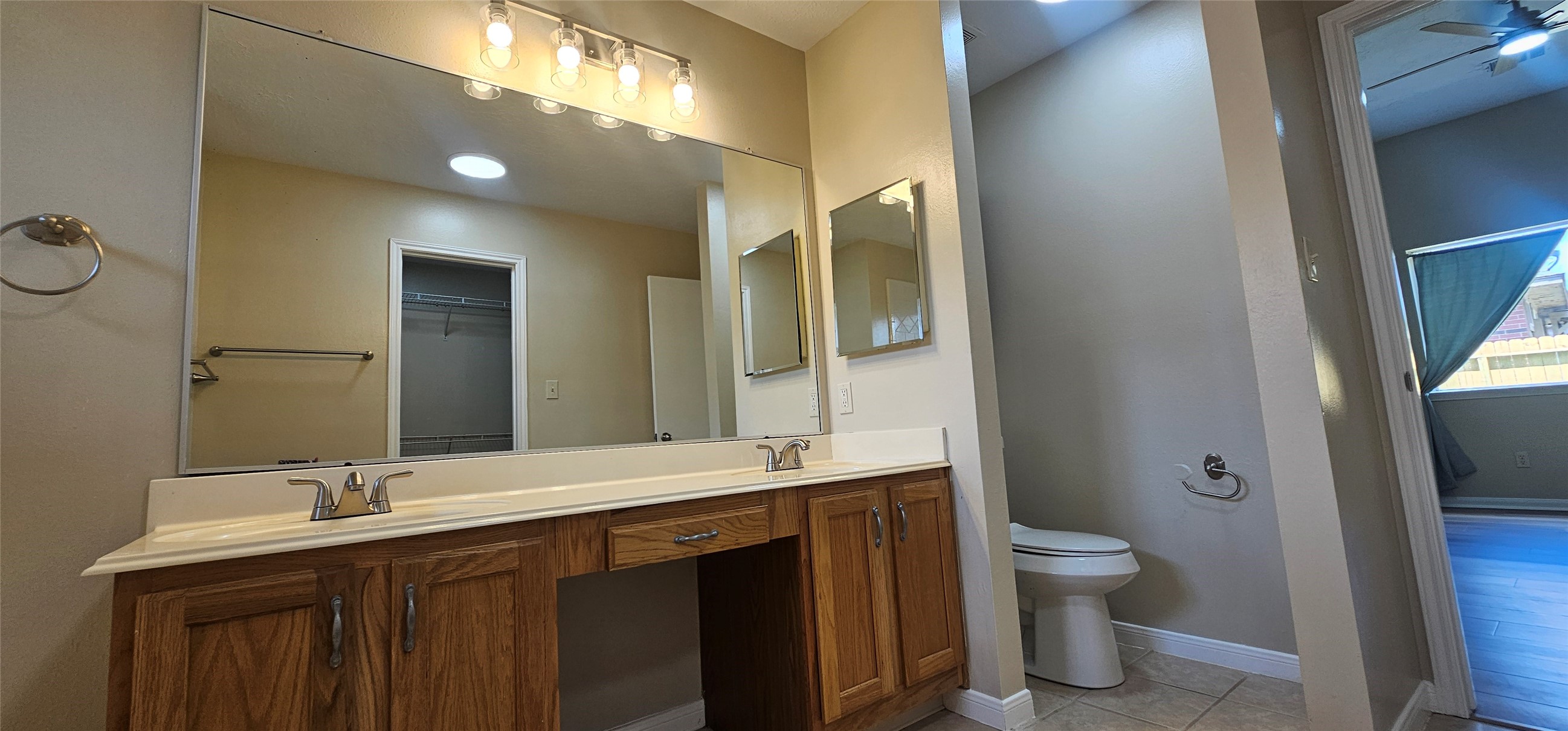 10538 Twin Circles Drive Property Photo 25