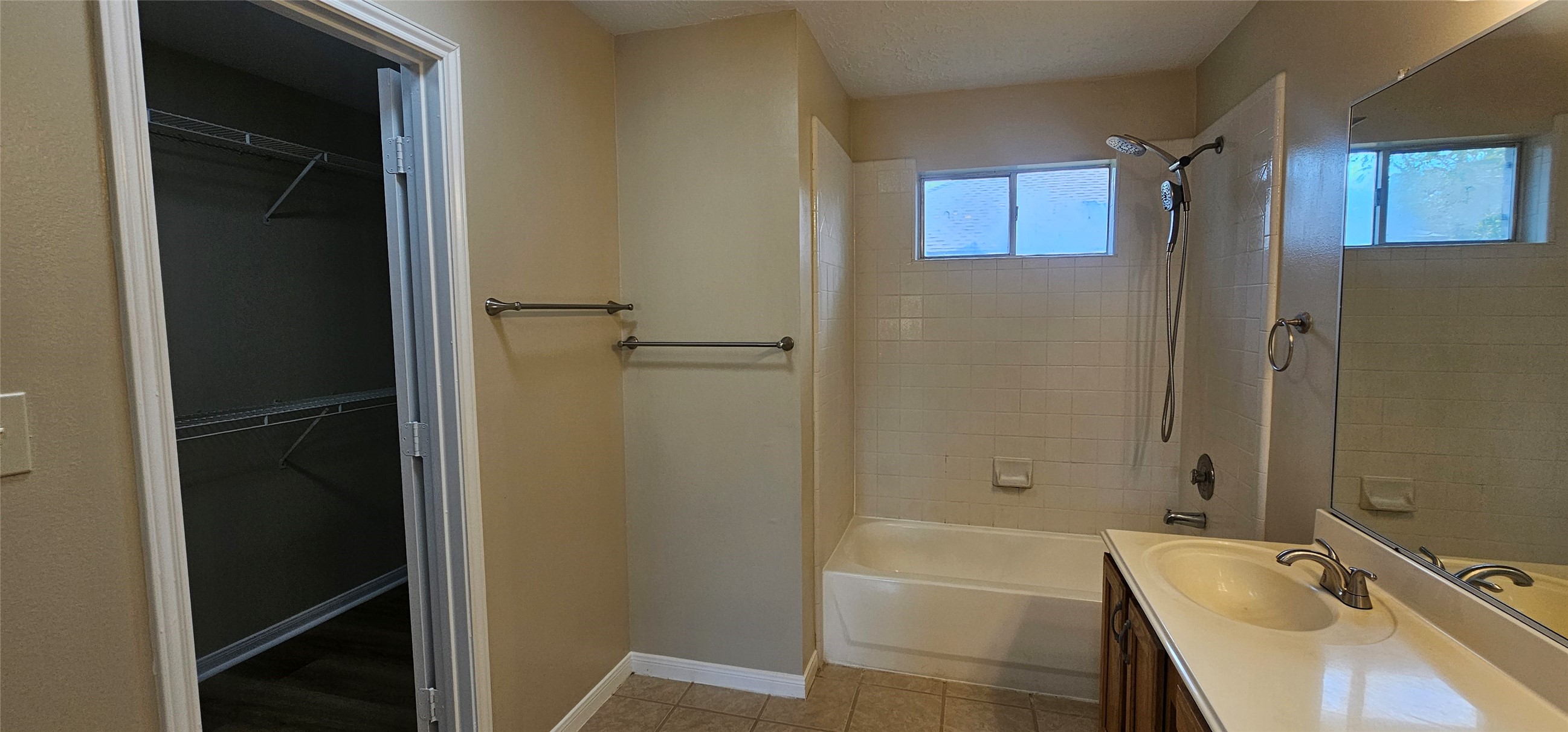 10538 Twin Circles Drive Property Photo 26